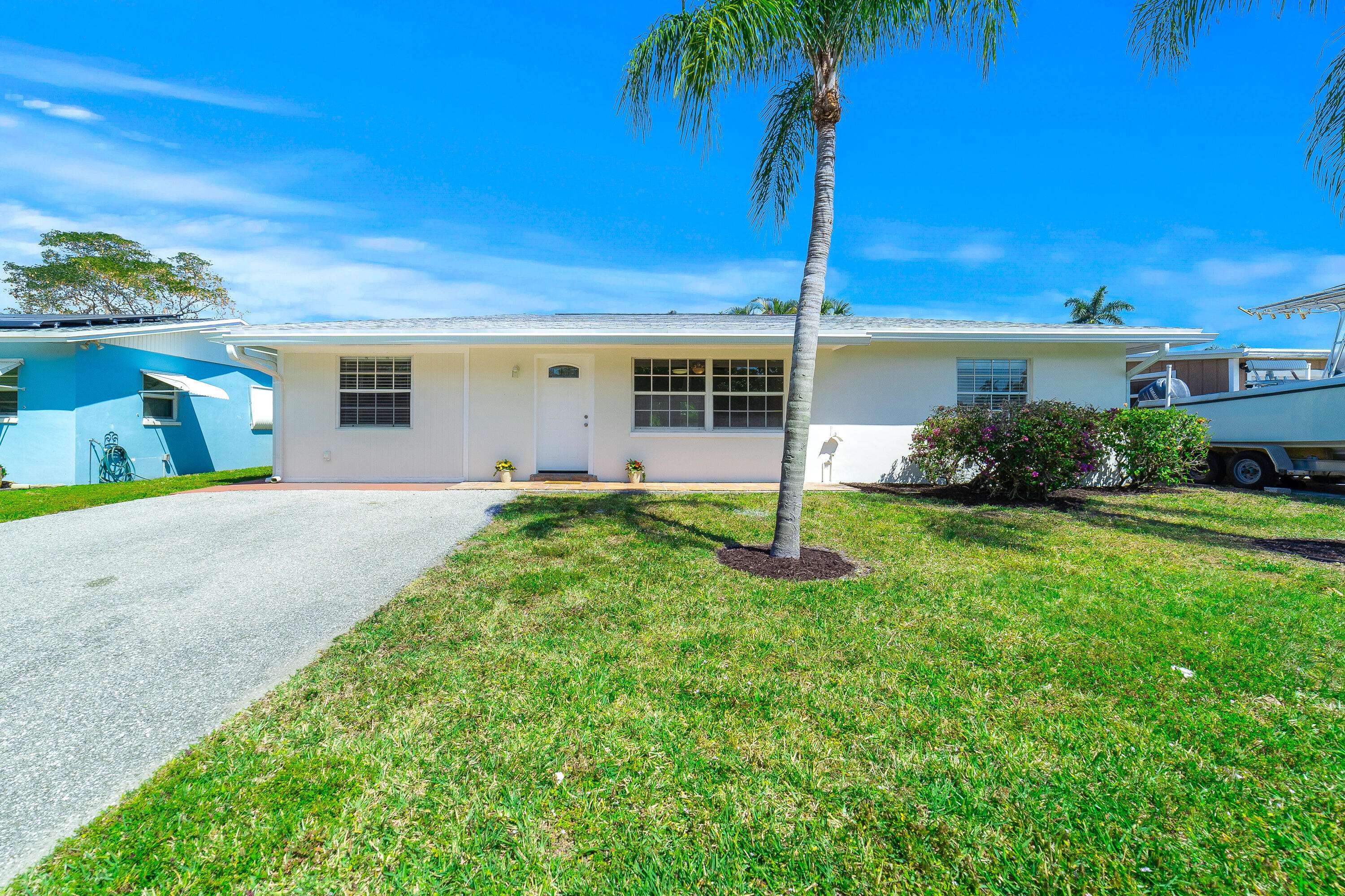 Palm Beach Gardens, FL 33410,3773 Bahama RD