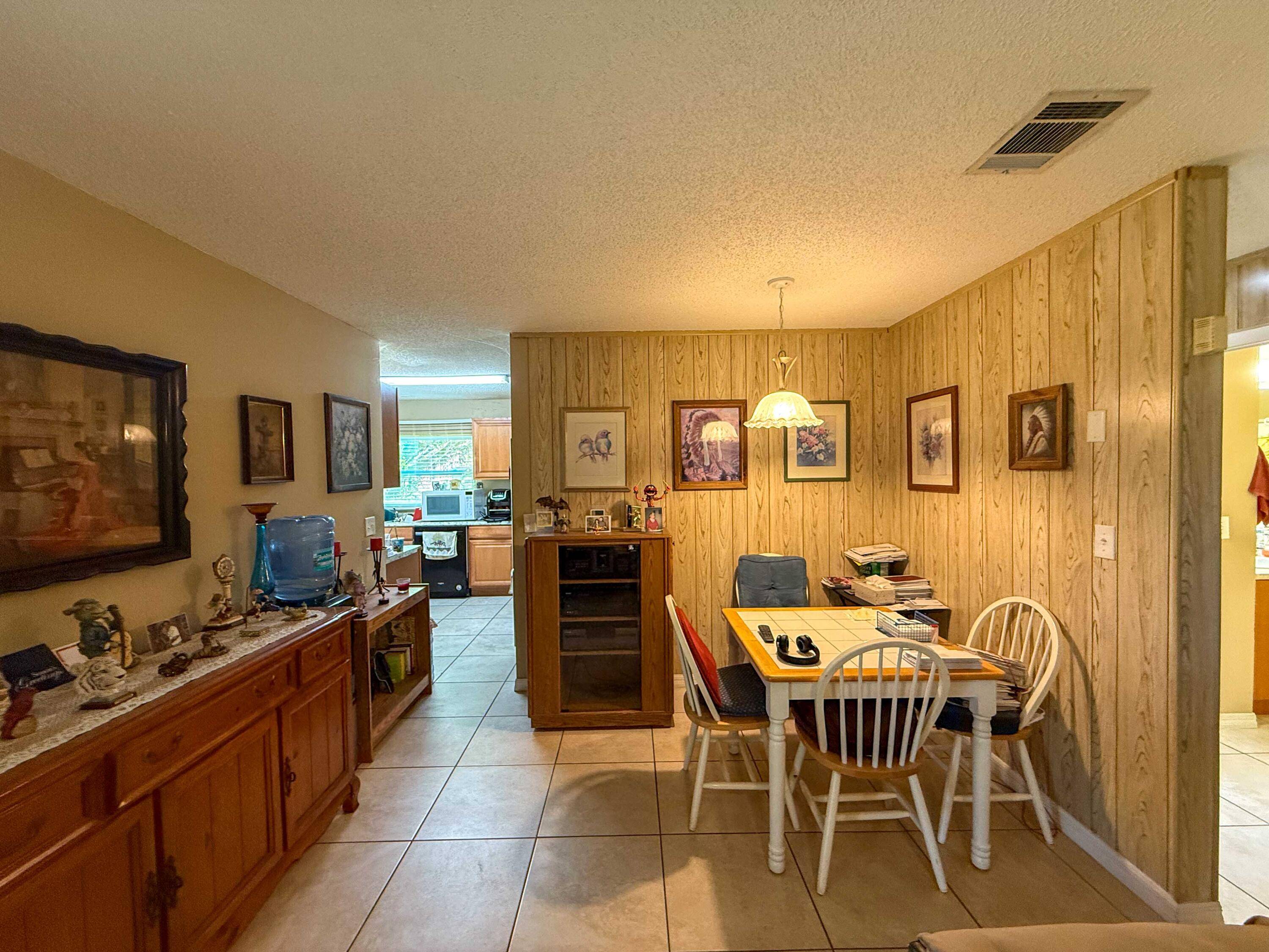 Port Saint Lucie, FL 34953,1997 SE Burgundy LN