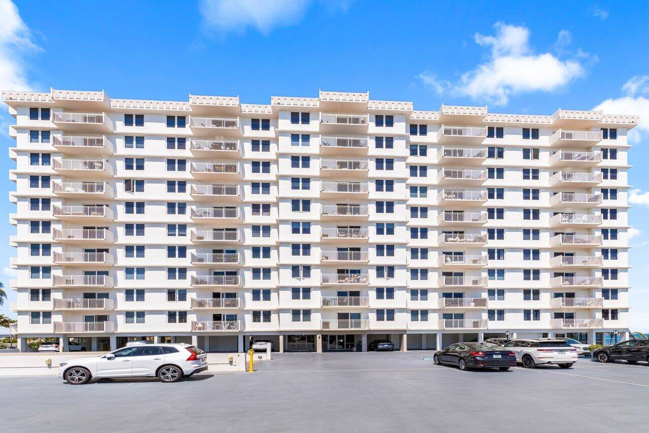 Highland Beach, FL 33487,3301 S Ocean BLVD 205