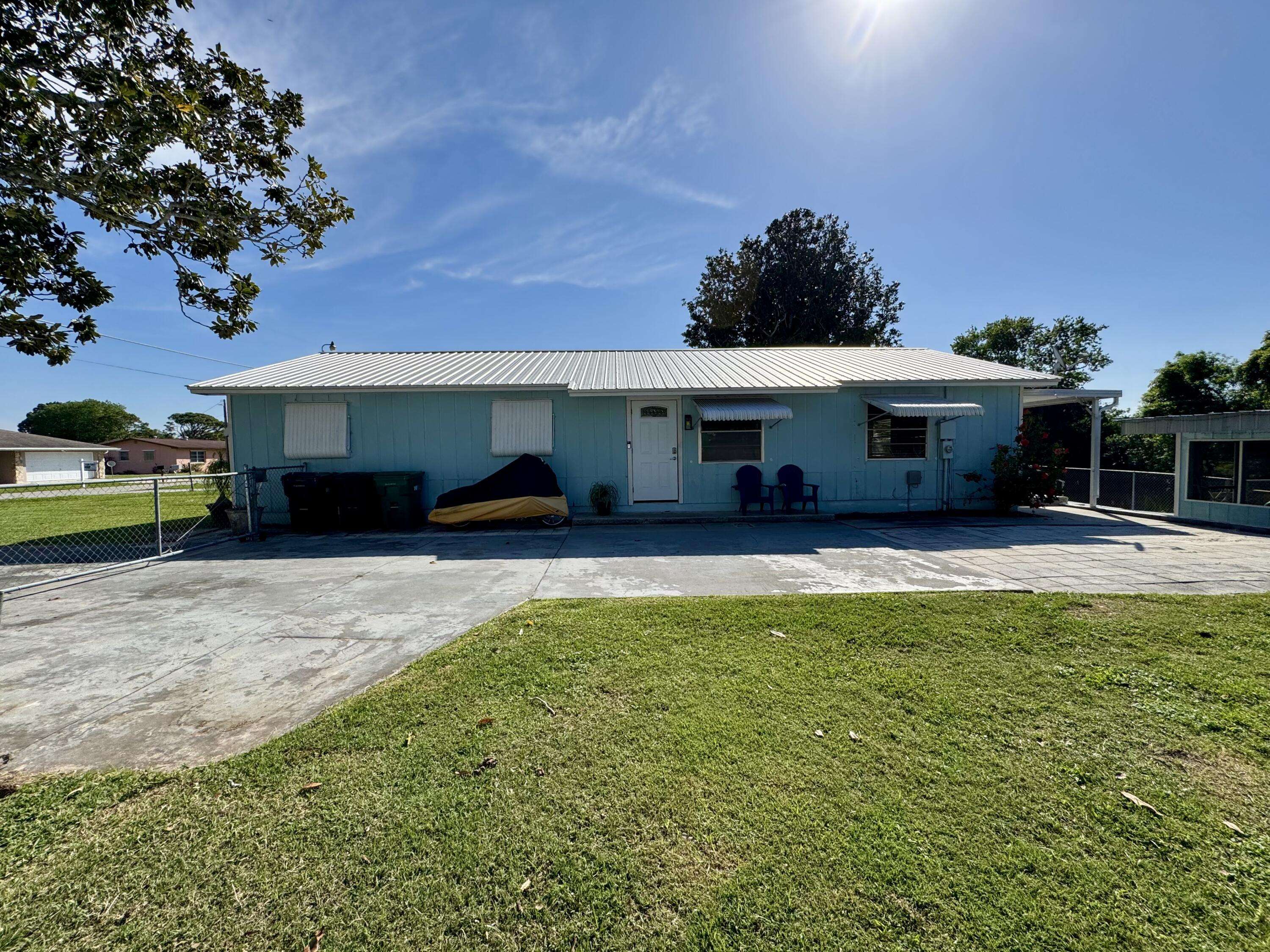 Okeechobee, FL 34974,2828 SE 21st CT