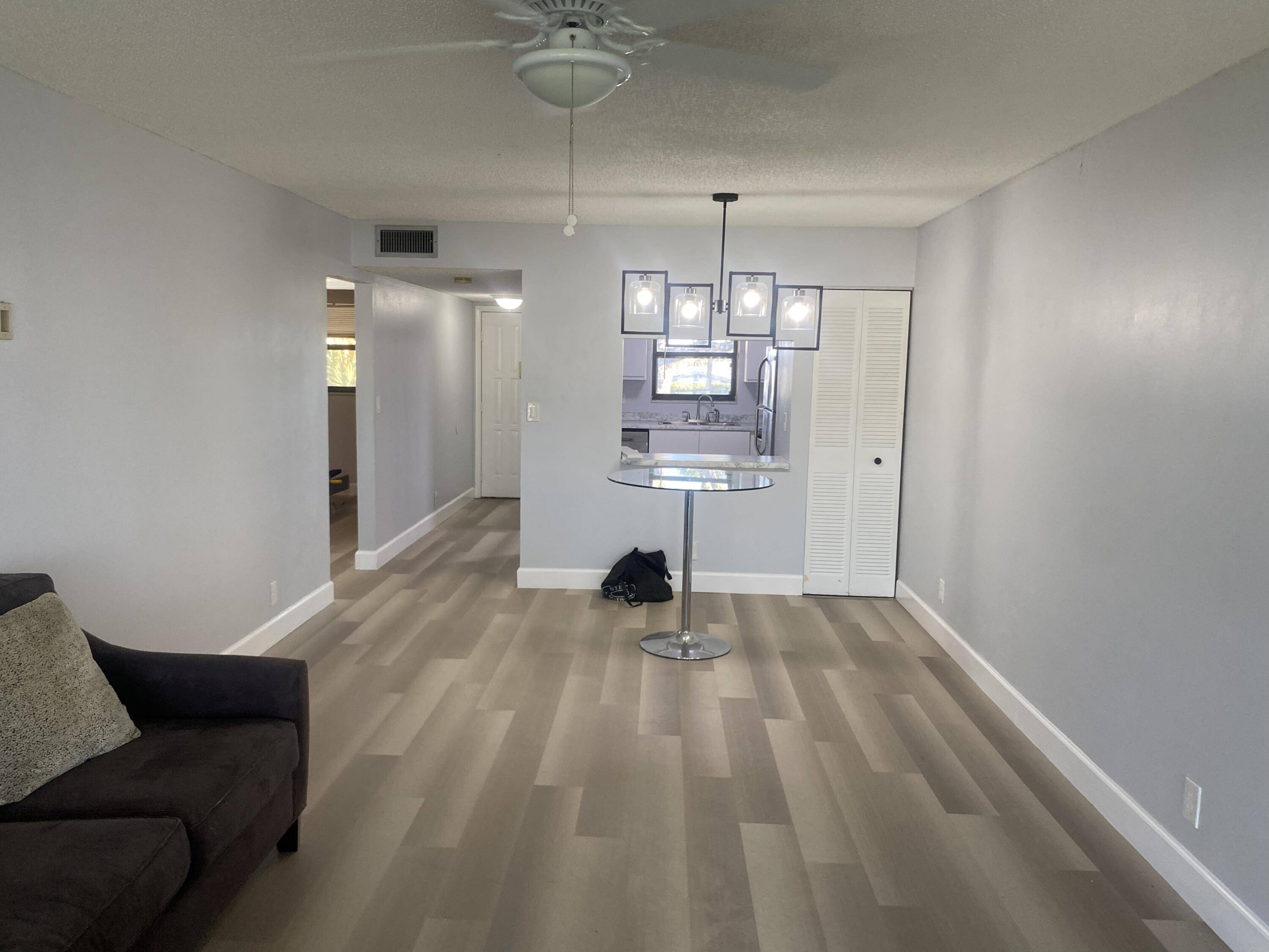 Boynton Beach, FL 33426,2181 W Woolbright RD N201