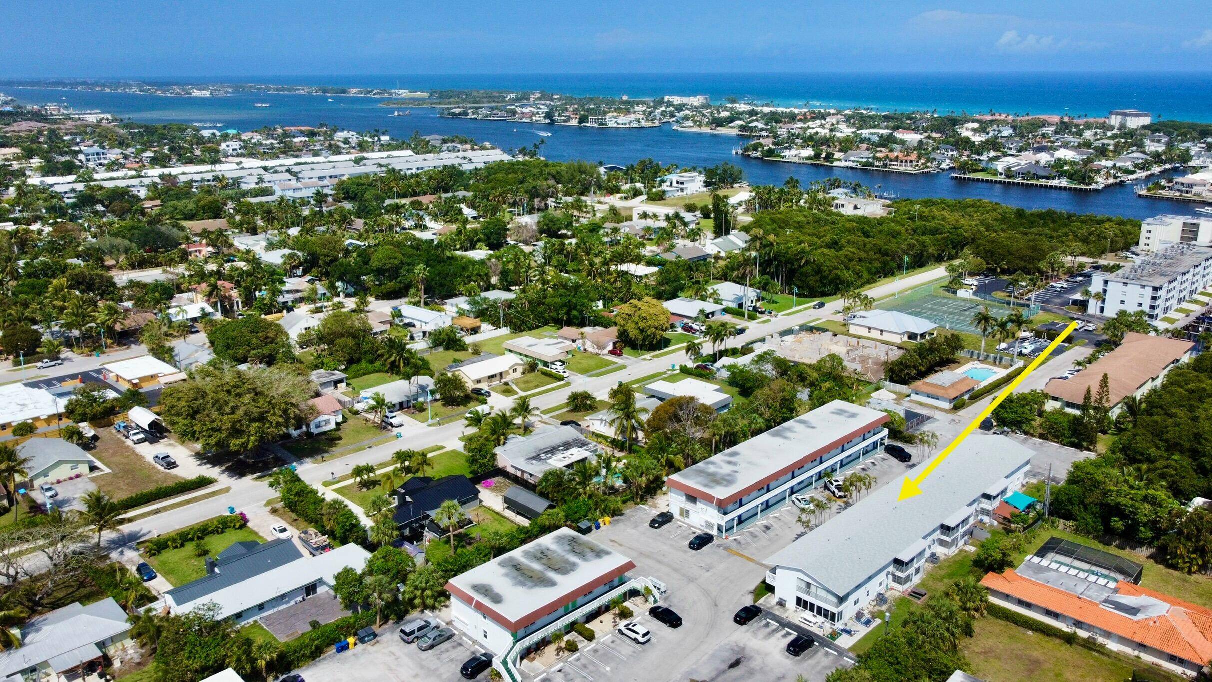 Boynton Beach, FL 33435,640 NE 6th CT E