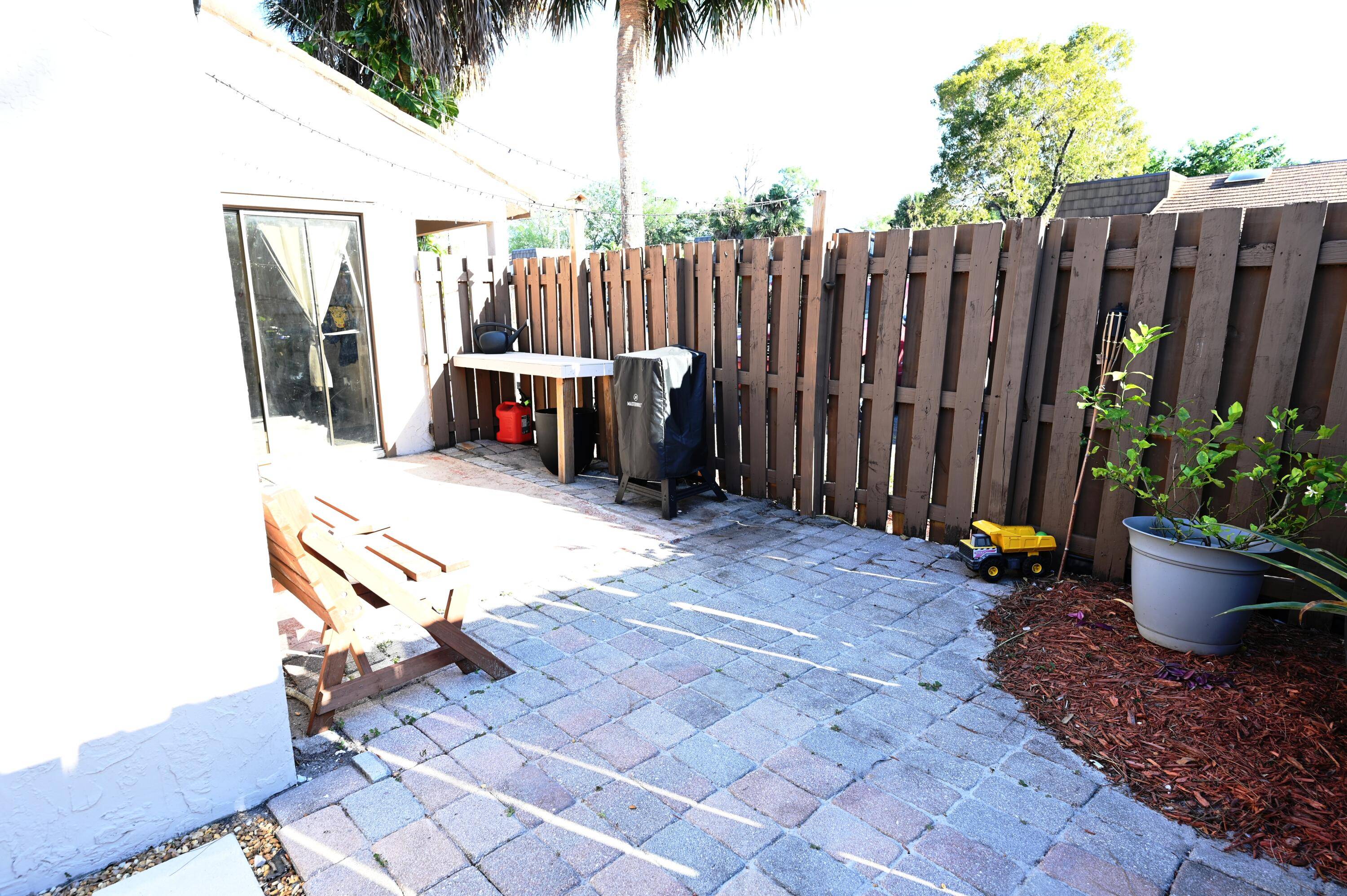 West Palm Beach, FL 33406,4187 Palm Bay CIR C