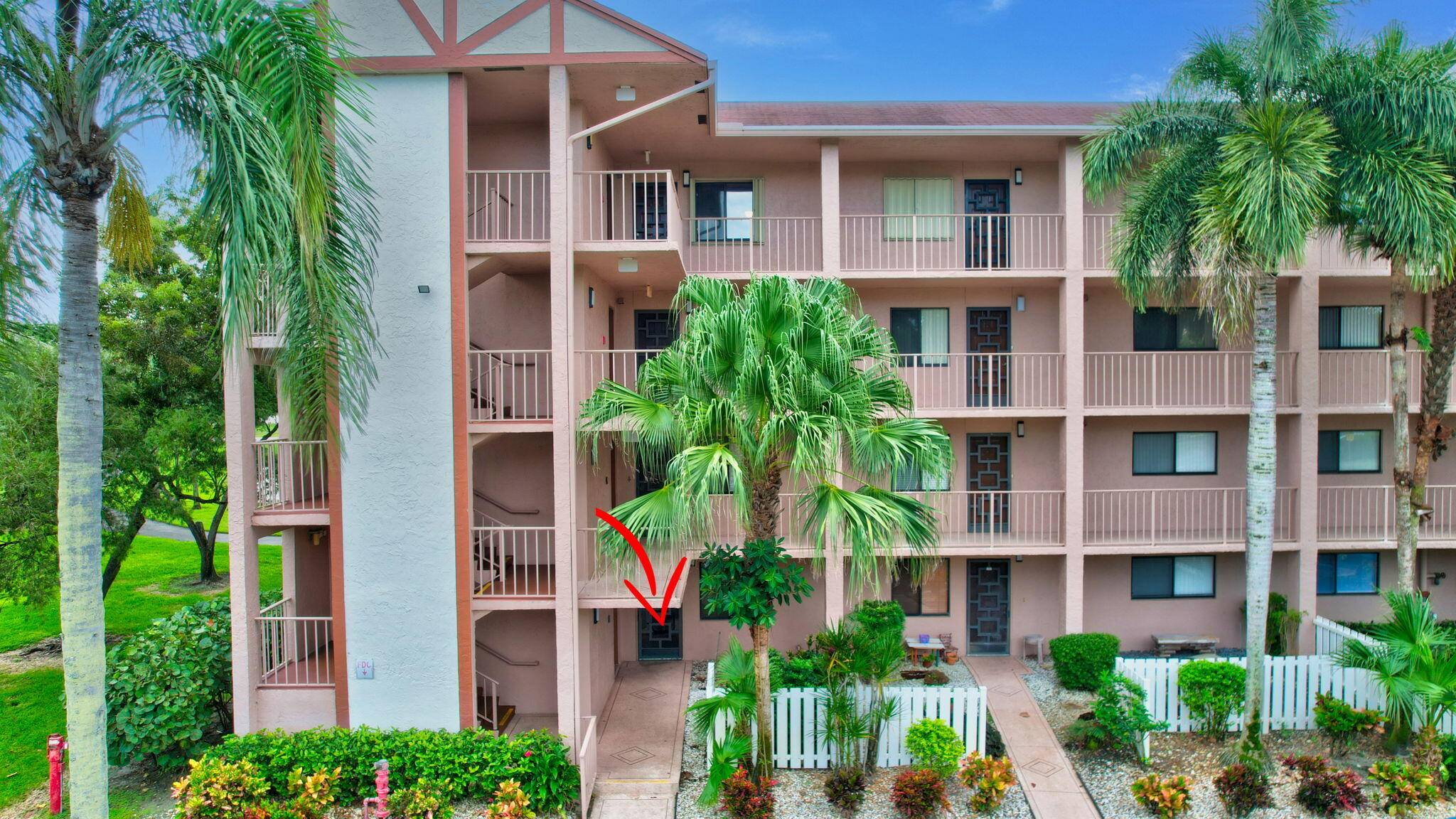 Delray Beach, FL 33446,7300 Amberly LN 101