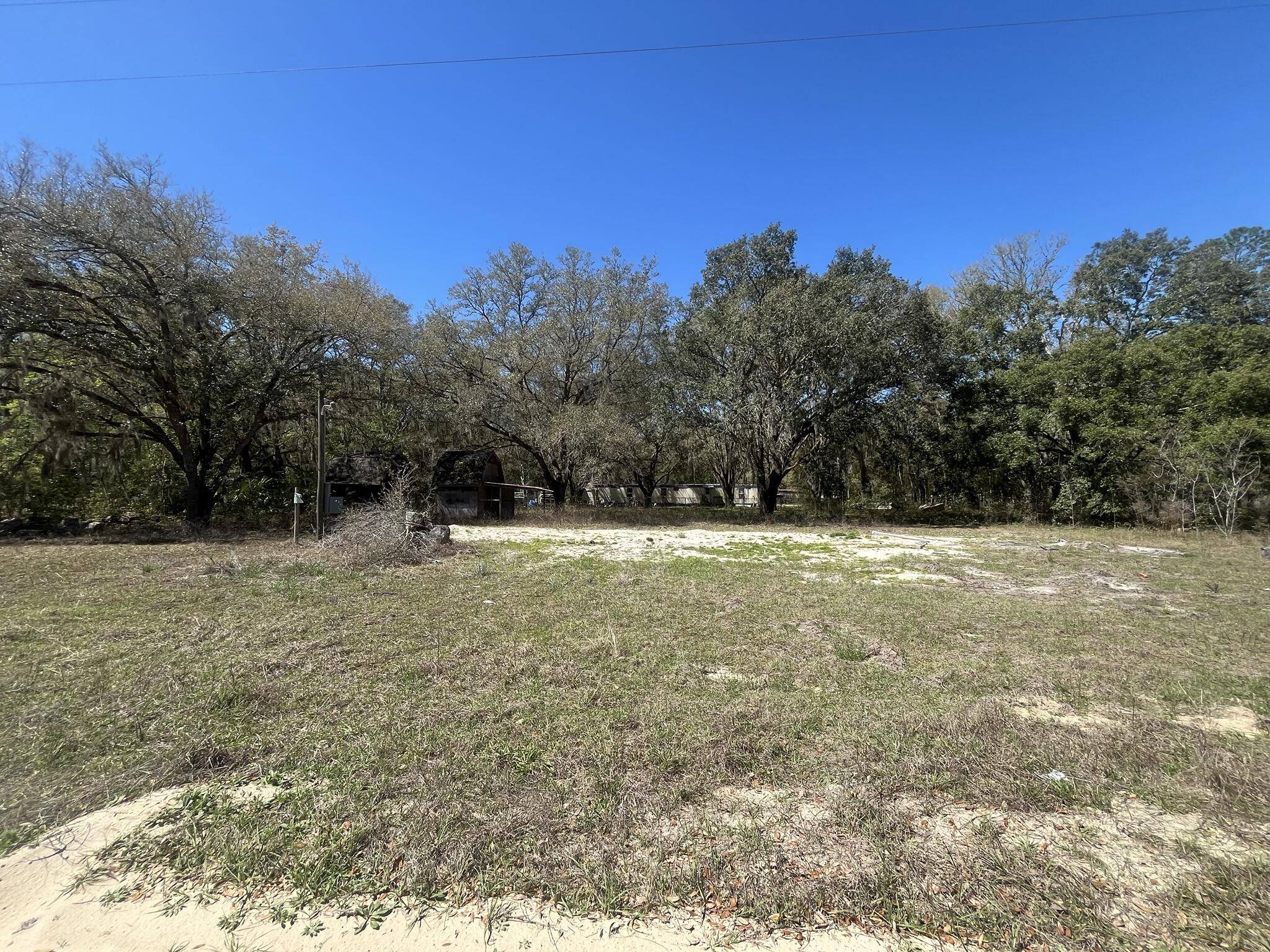 Interlachen, FL 32148,611 Michael AVE