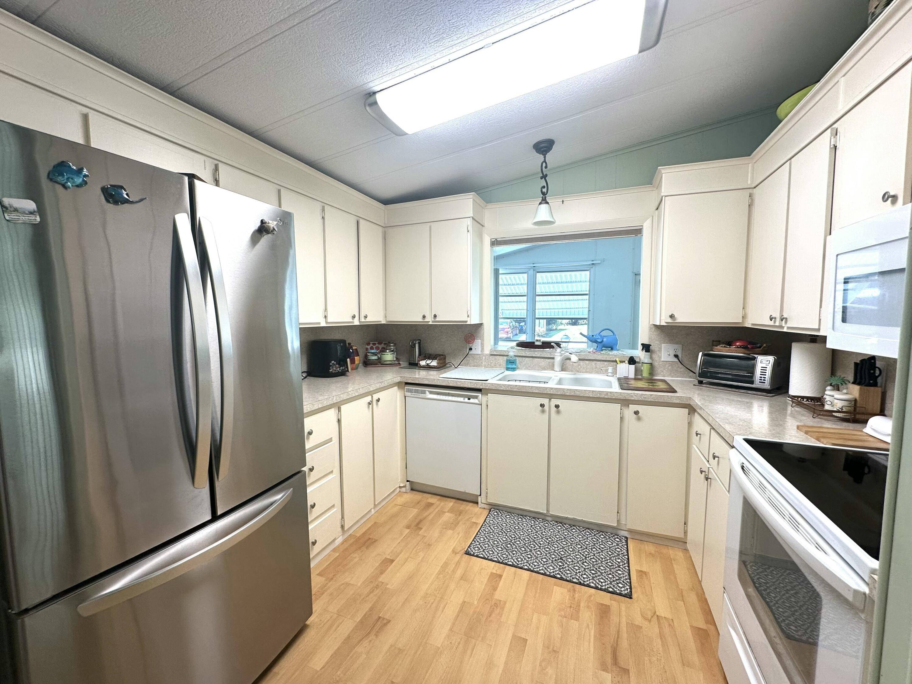 Port Saint Lucie, FL 34952,8204 W Bitterbush LN