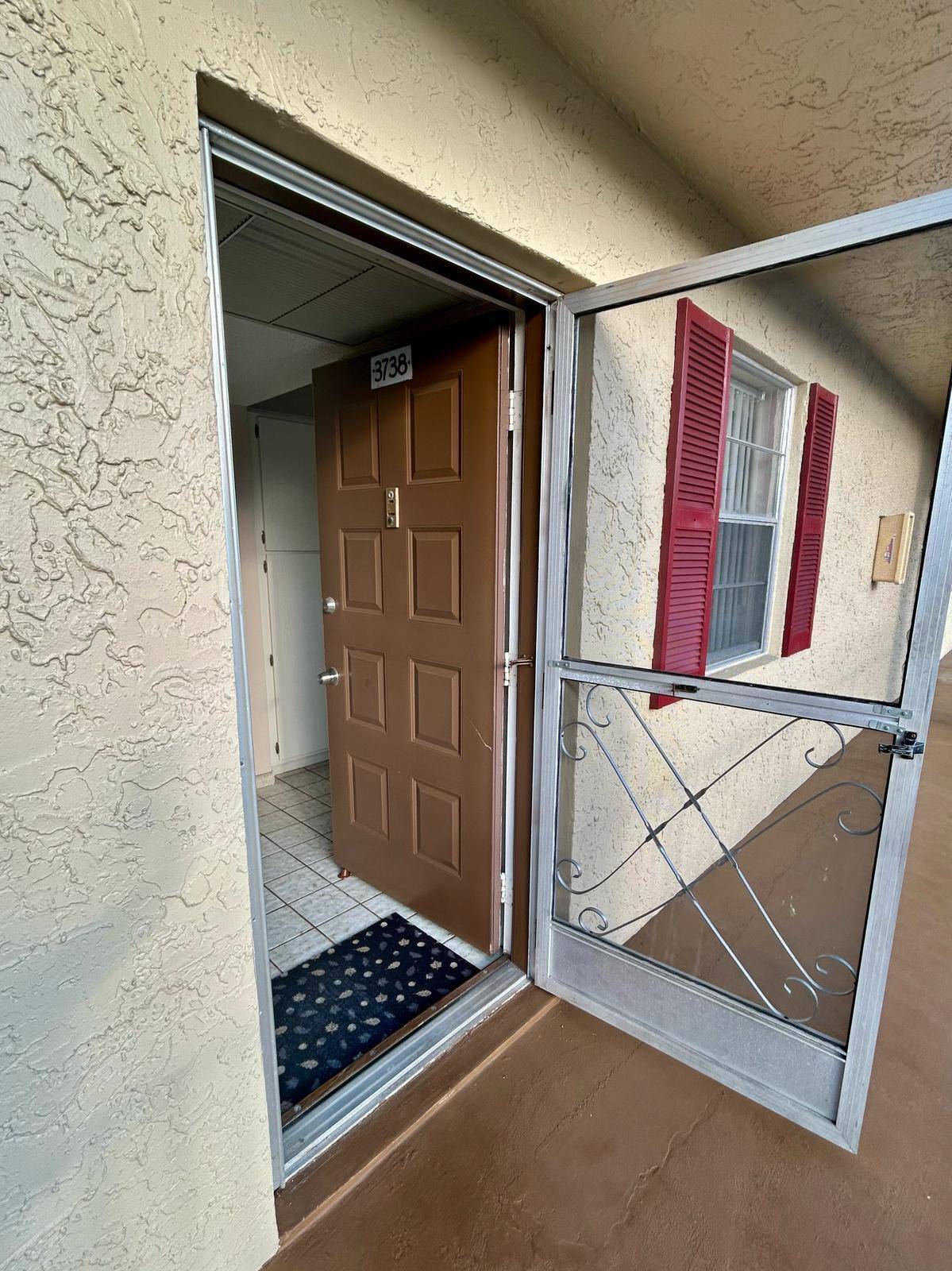 Coral Springs, FL 33065,3738 N University DR H-2