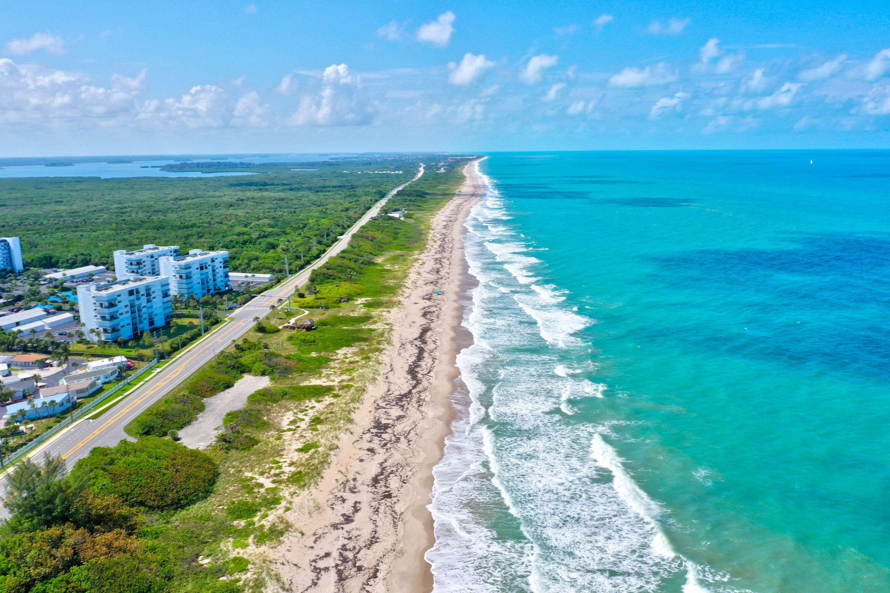 Hutchinson Island, FL 34949,5059 N Highway A1a 806