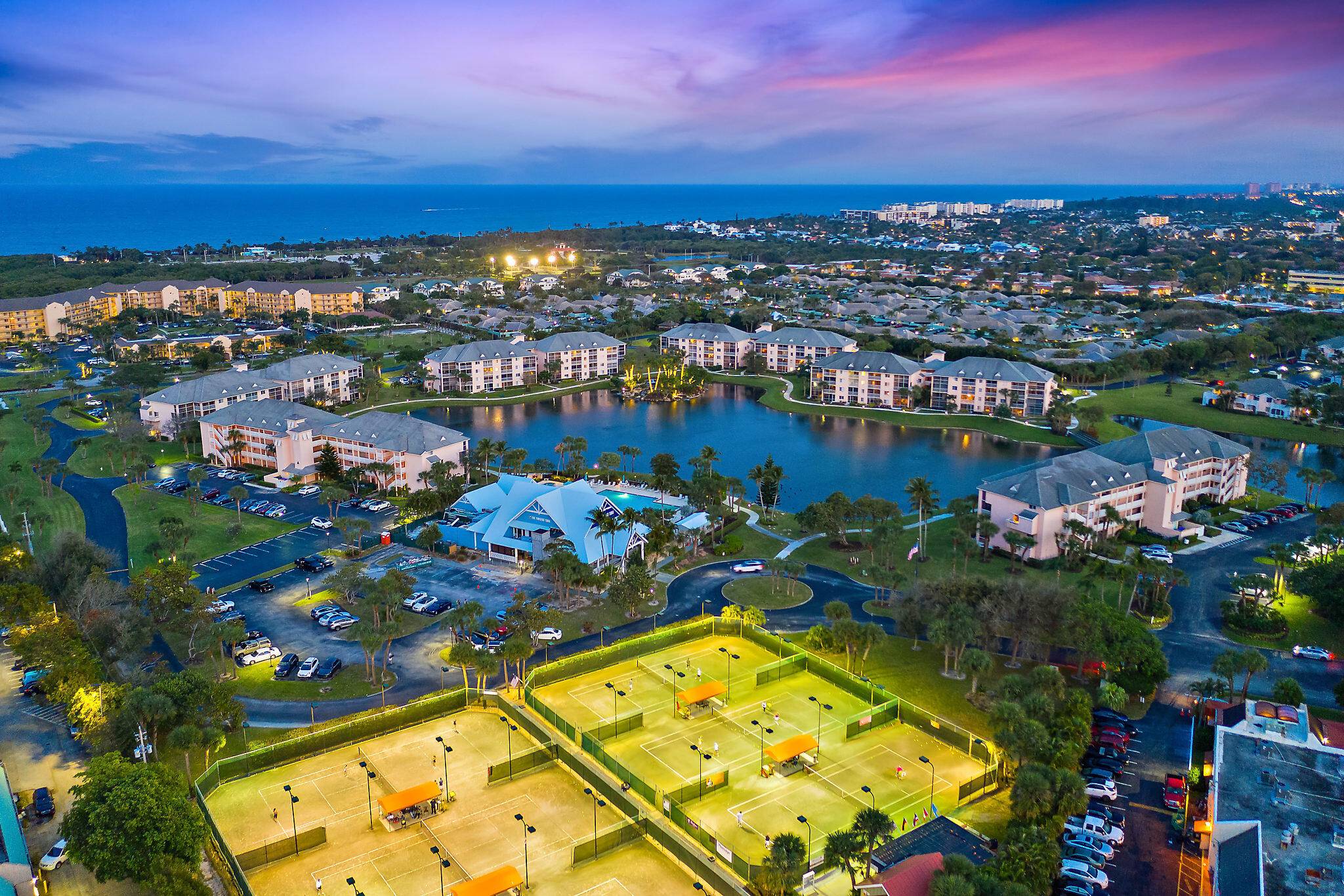 Jupiter, FL 33477,353 S Us Highway 1 F306