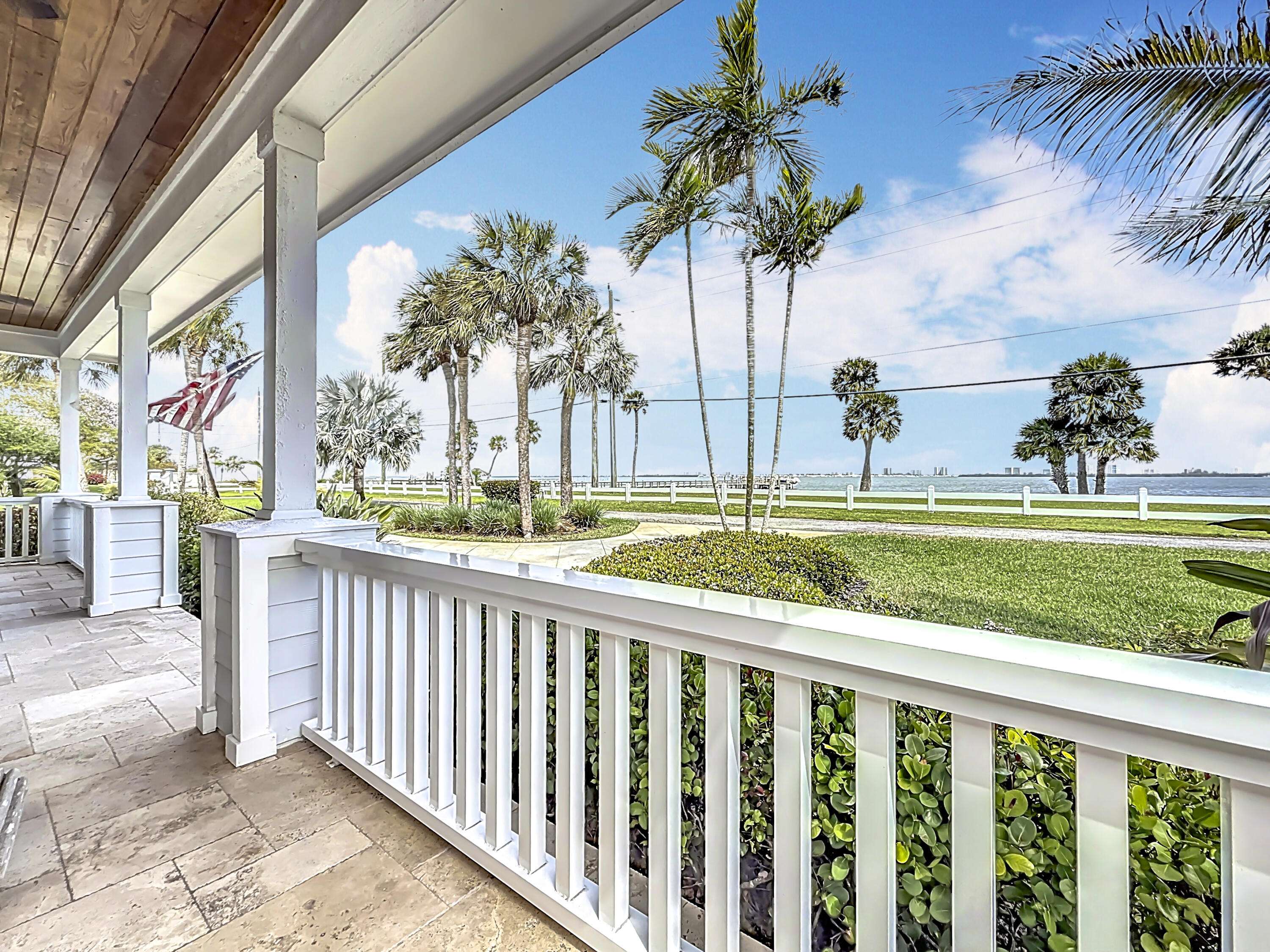 Jensen Beach, FL 34957,107 Eden Creek LN