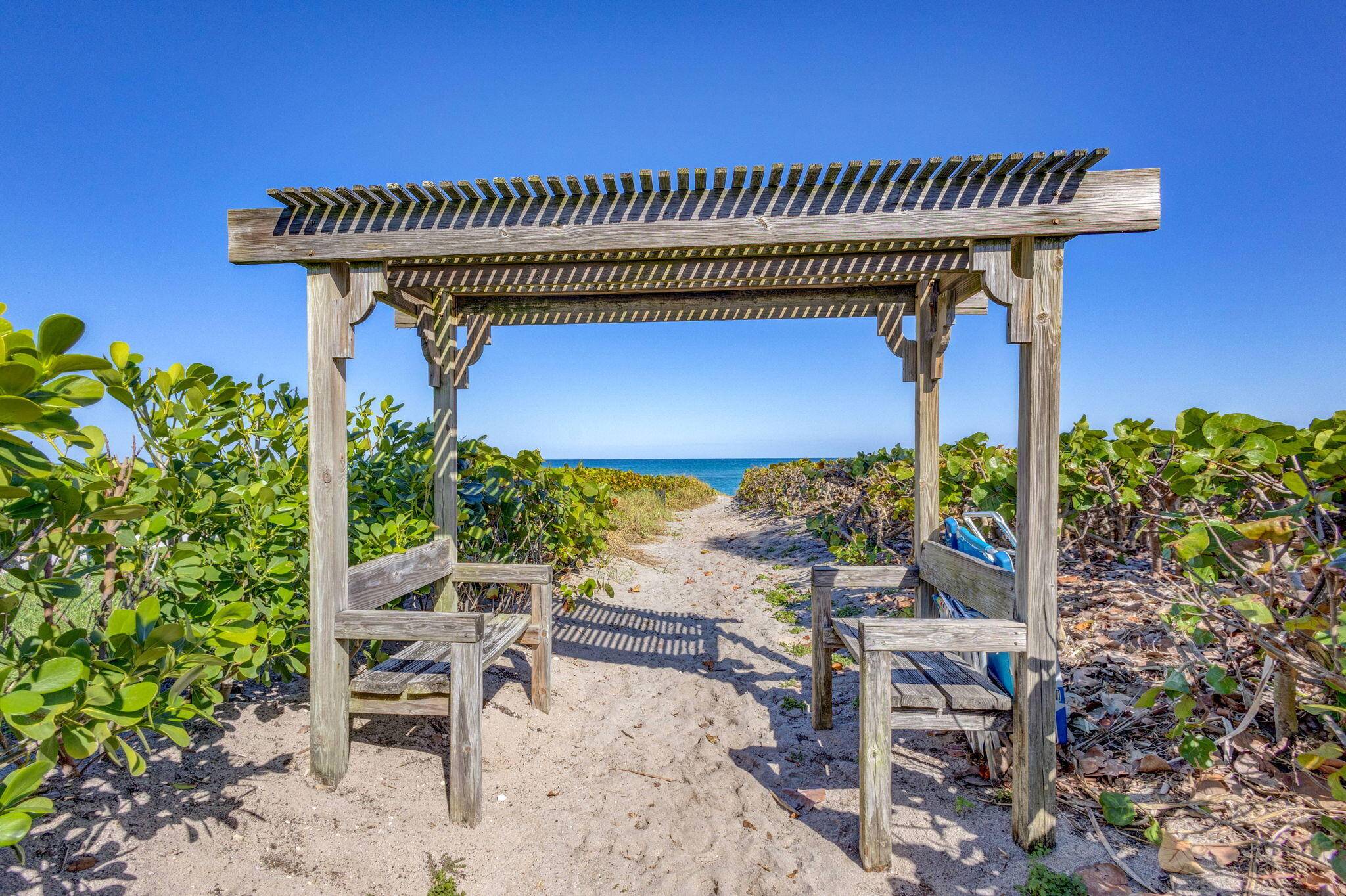 Juno Beach, FL 33408,240 Celestial WAY 5