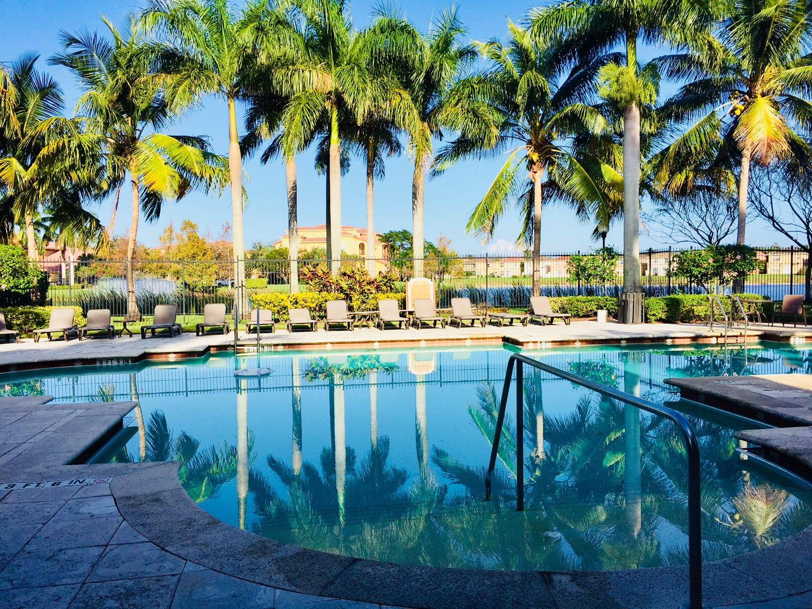 West Palm Beach, FL 33409,4190 San Marino BLVD 102