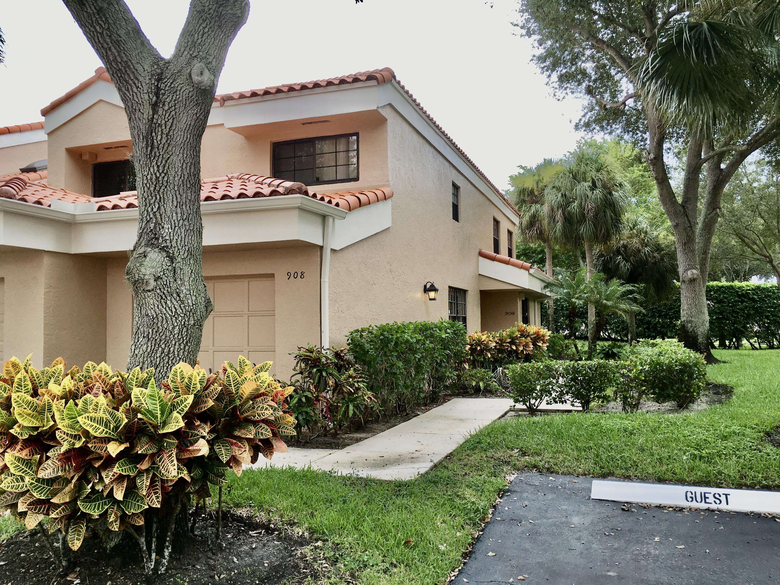 Boca Raton, FL 33487,17324 Boca Club BLVD 908