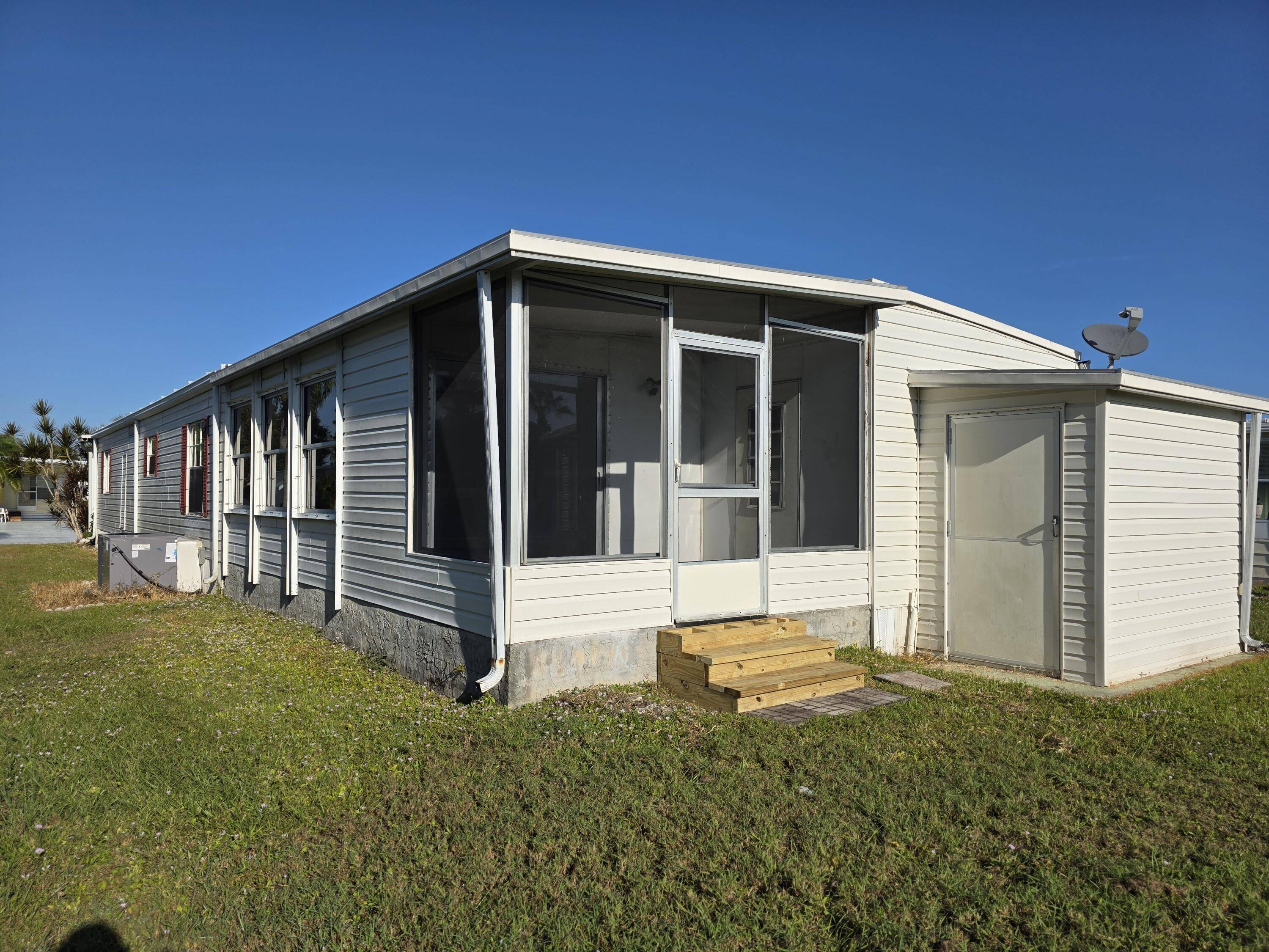 Port Saint Lucie, FL 34952,8 Del Sol