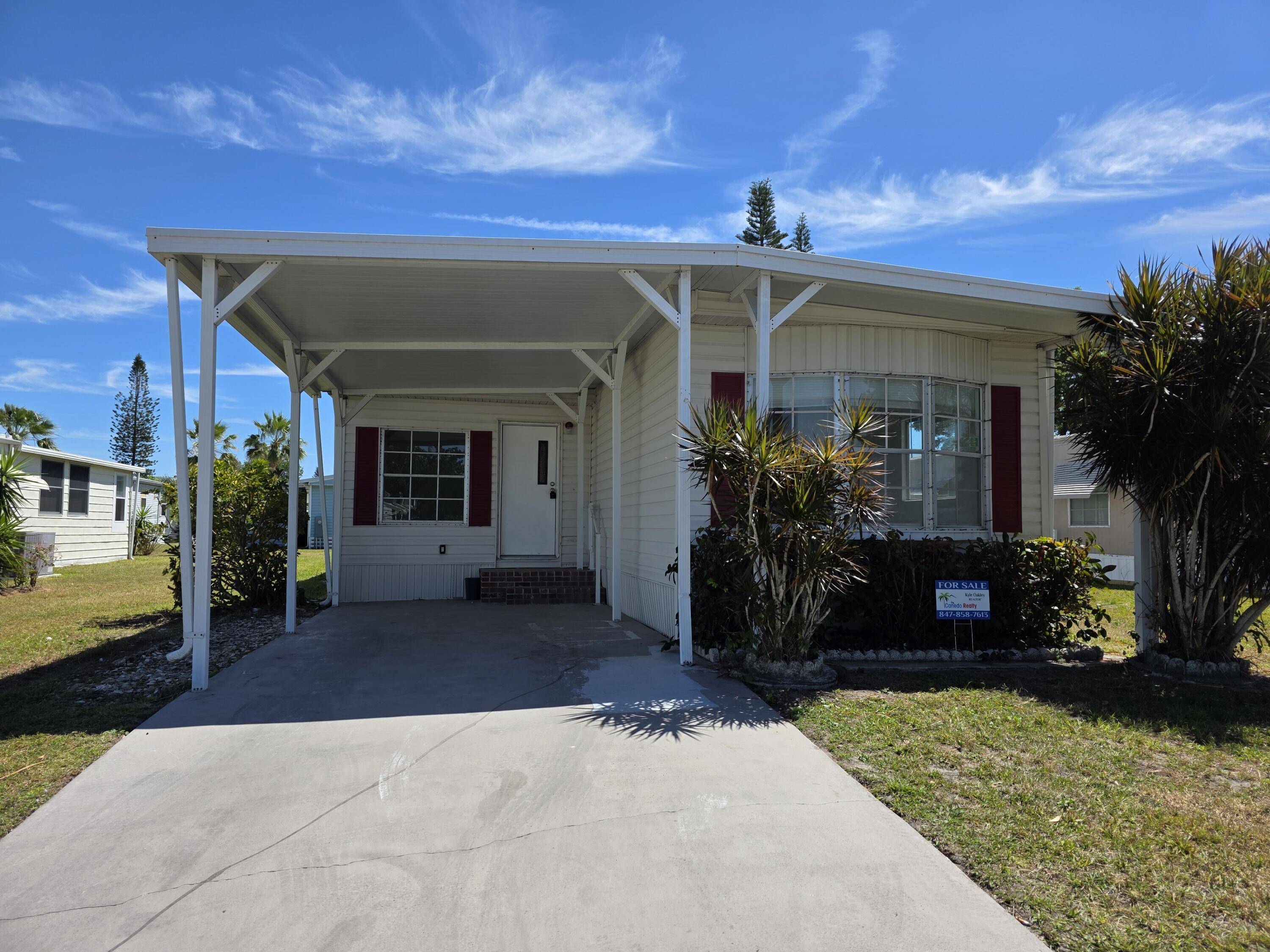 Port Saint Lucie, FL 34952,8 Del Sol