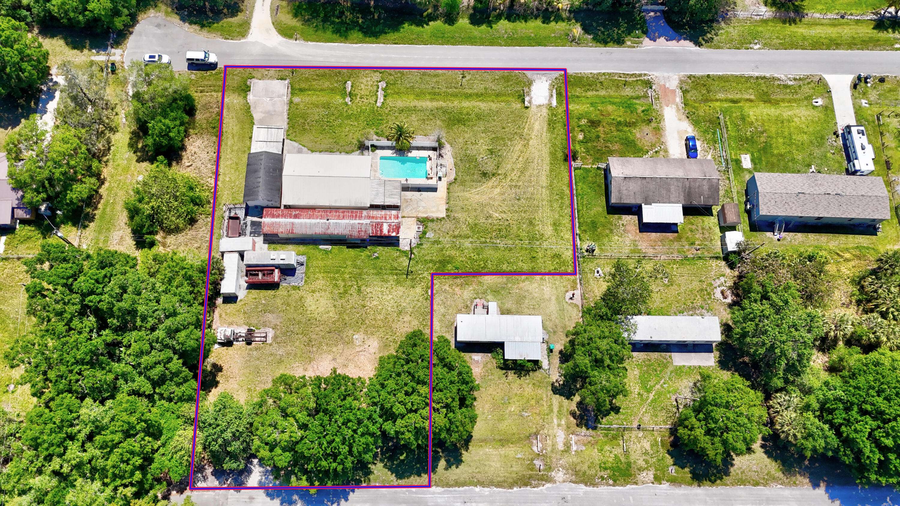 Okeechobee, FL 34974,6785 NE 7th ST