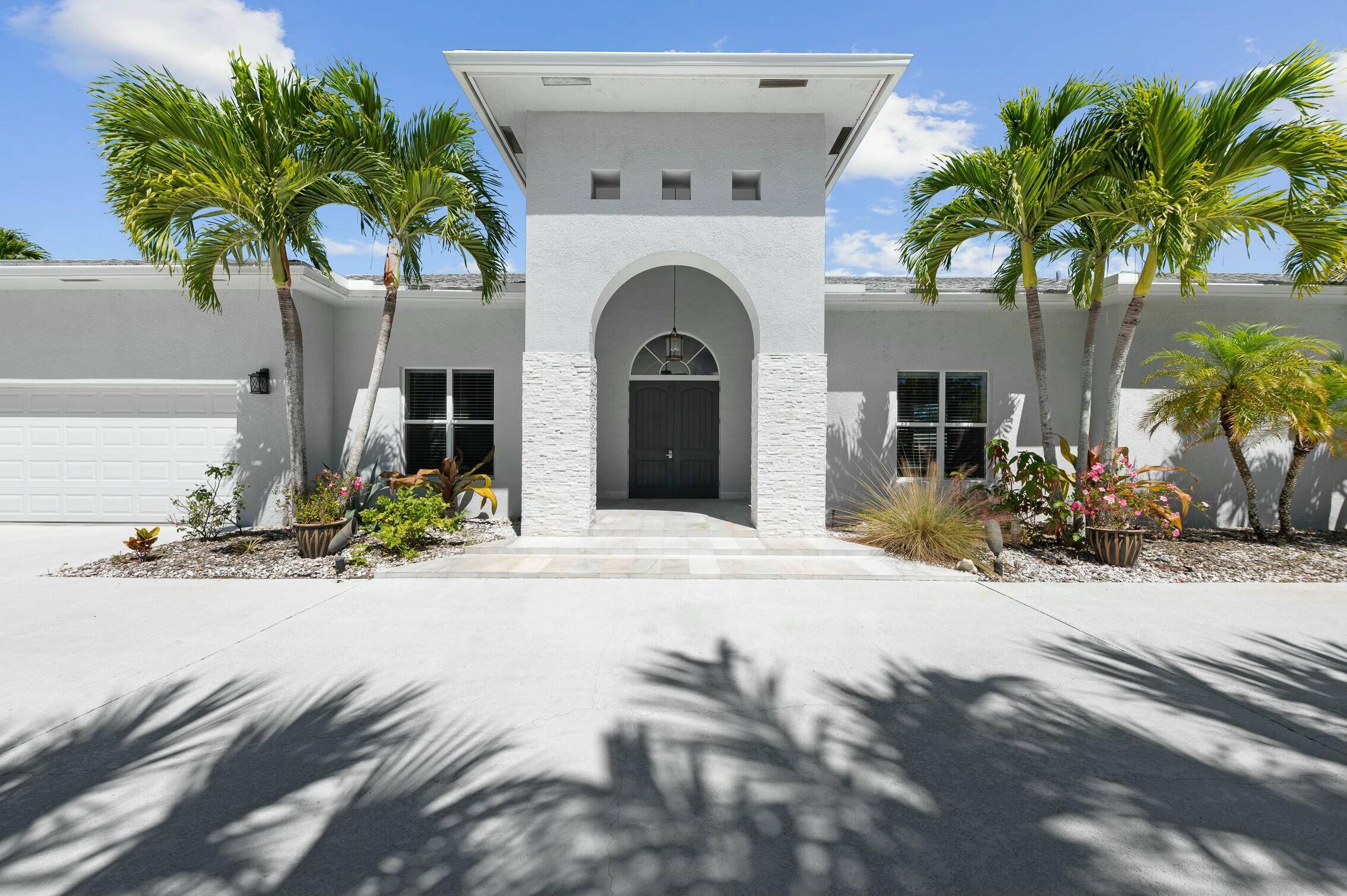 Loxahatchee, FL 33470,15503 Temple BLVD
