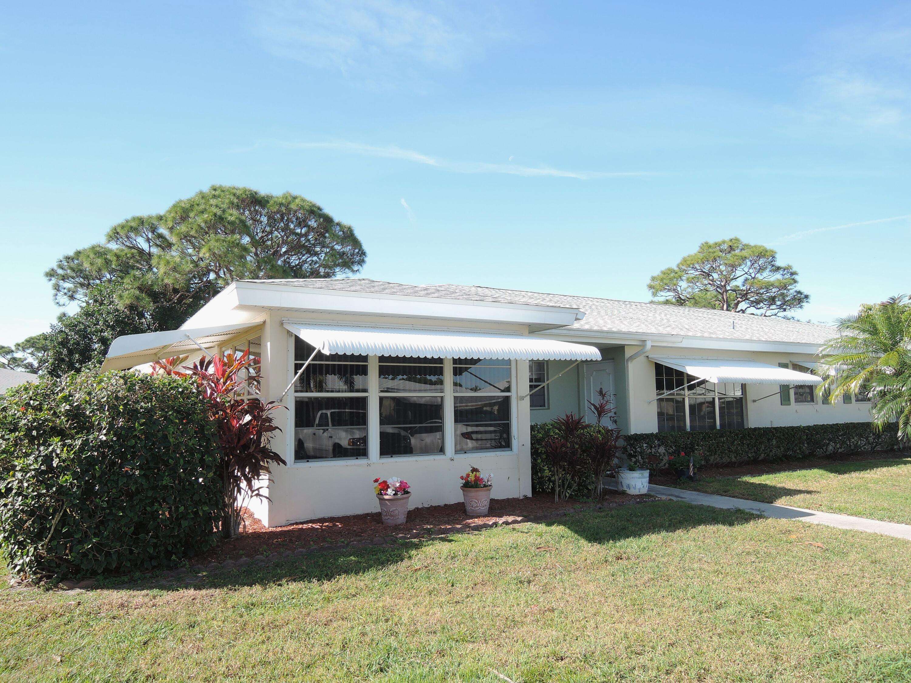 Fort Pierce, FL 34982,211 Manatee LN A