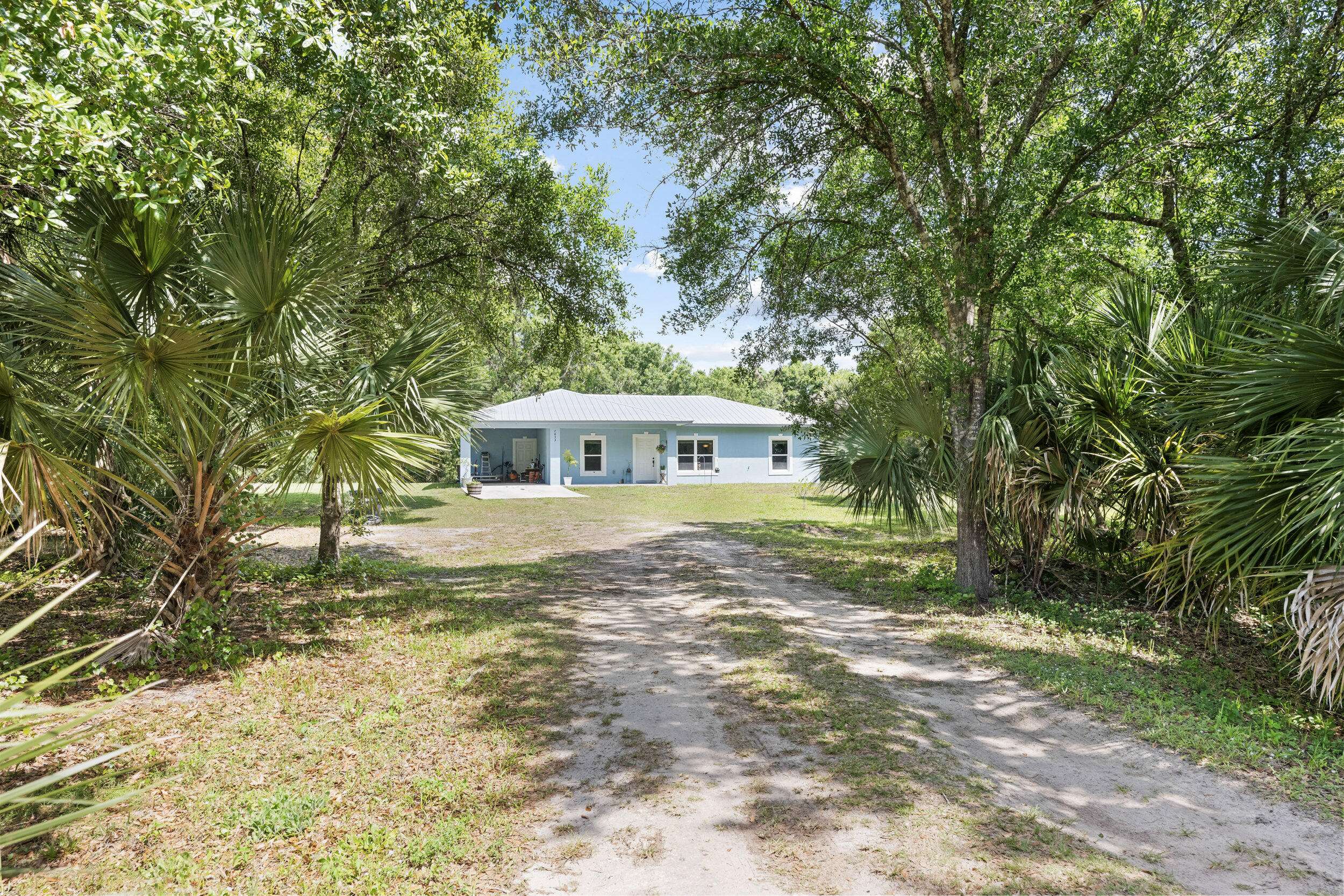 Okeechobee, FL 34972,7633 NW 93rd CT