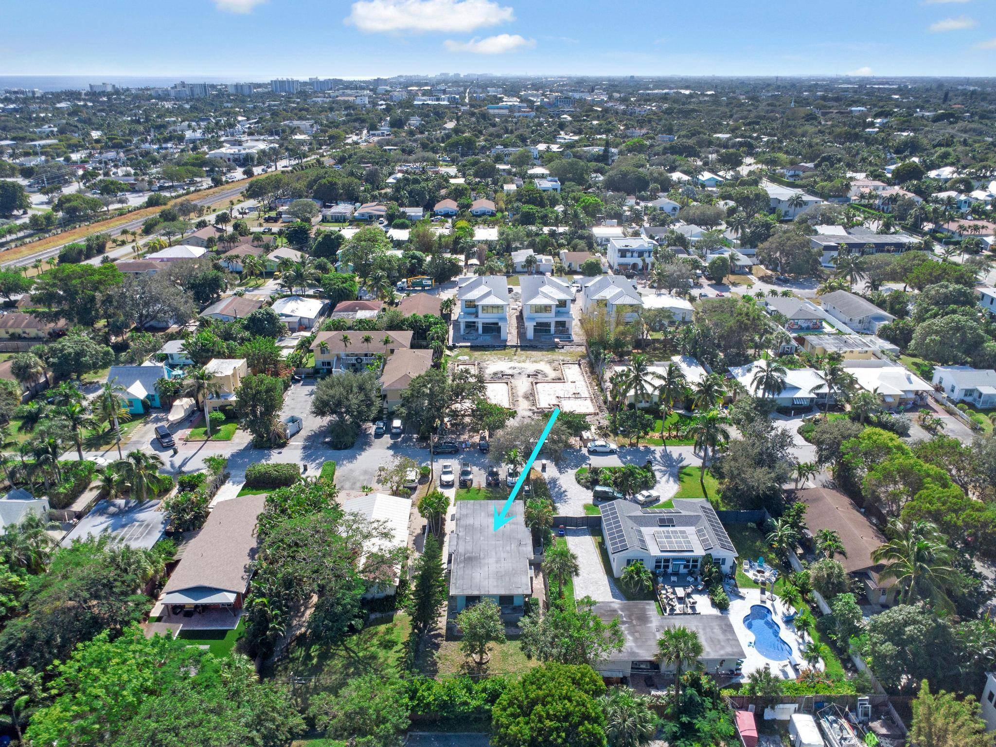 Delray Beach, FL 33444,237 NE 12th ST 2