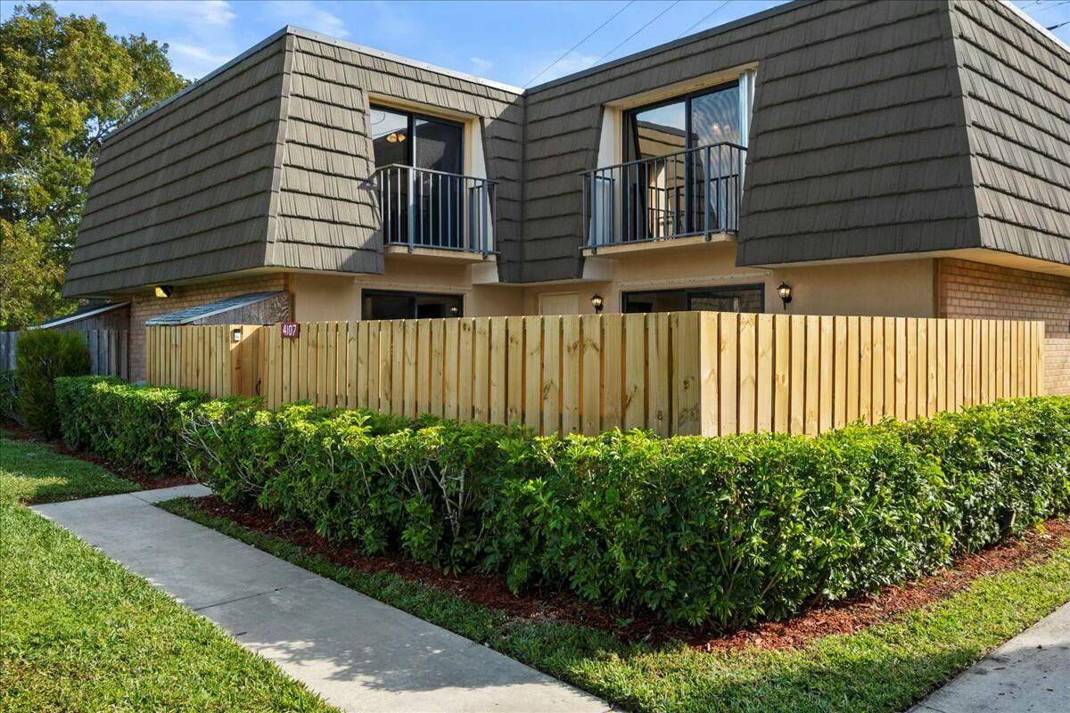 West Palm Beach, FL 33407,4107 41st WAY