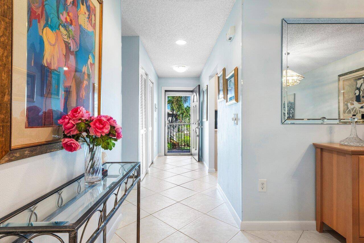 Boynton Beach, FL 33436,17 Stratford DR F