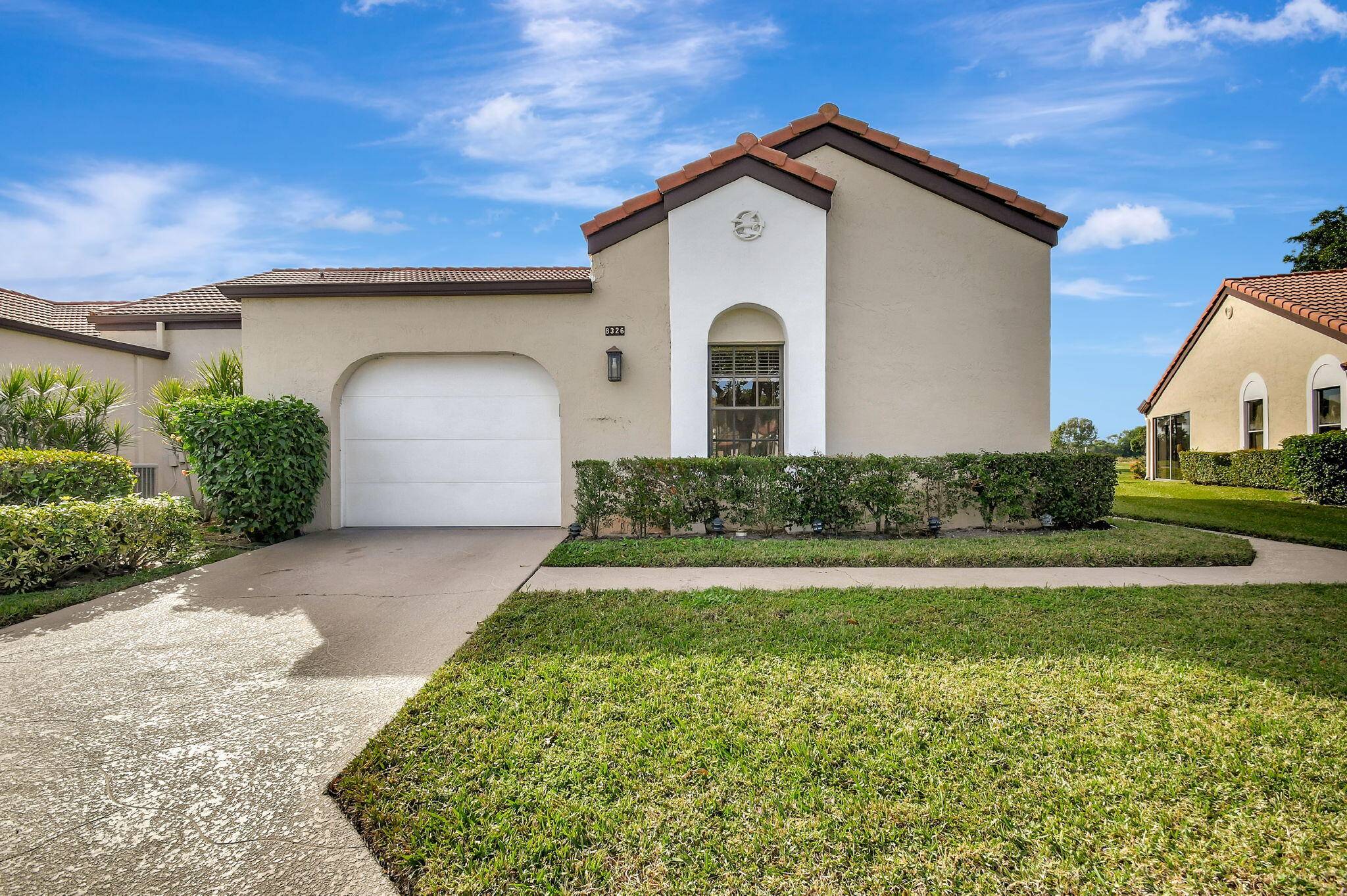 Boynton Beach, FL 33472,8326 Mooring CIR