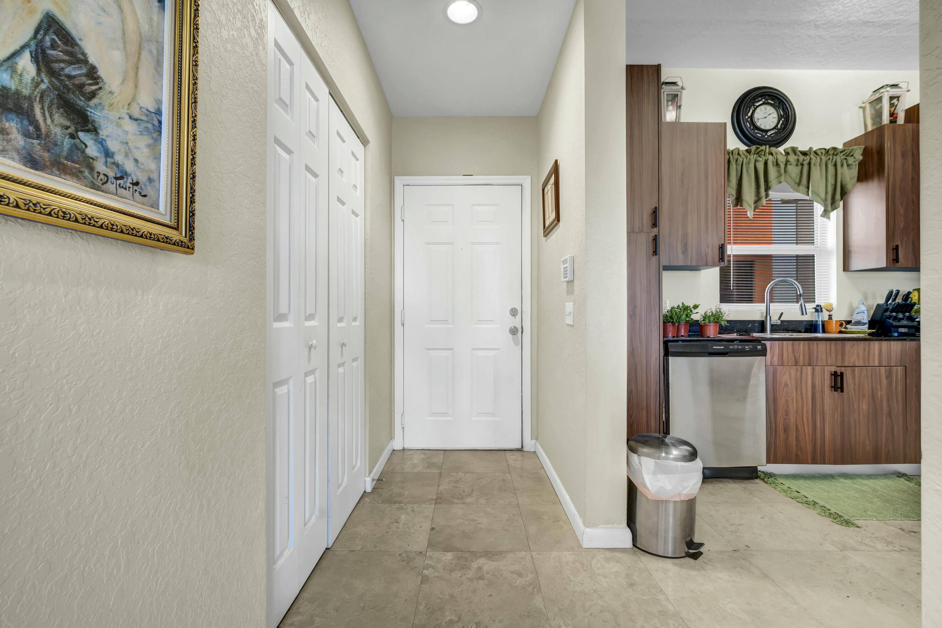 West Palm Beach, FL 33401,1620 Presidential WAY 304
