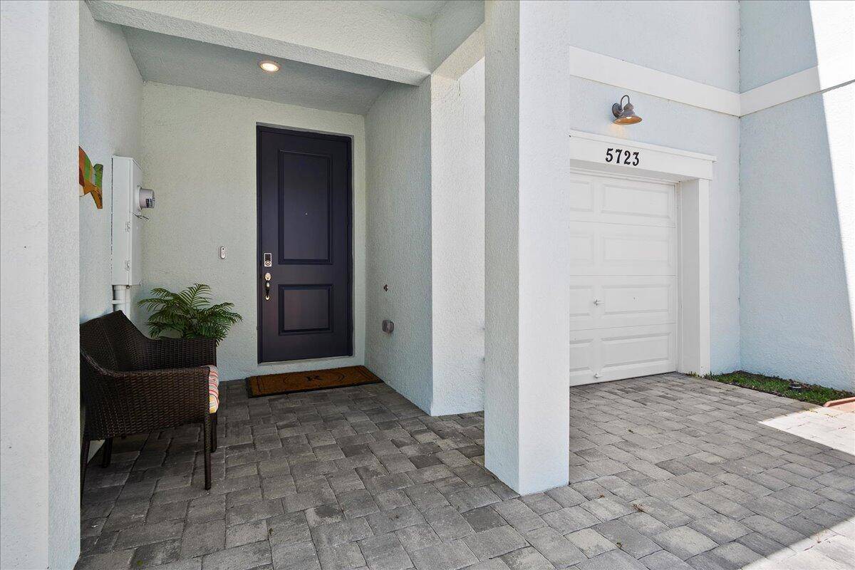Stuart, FL 34997,5723 SE Edgewater CIR