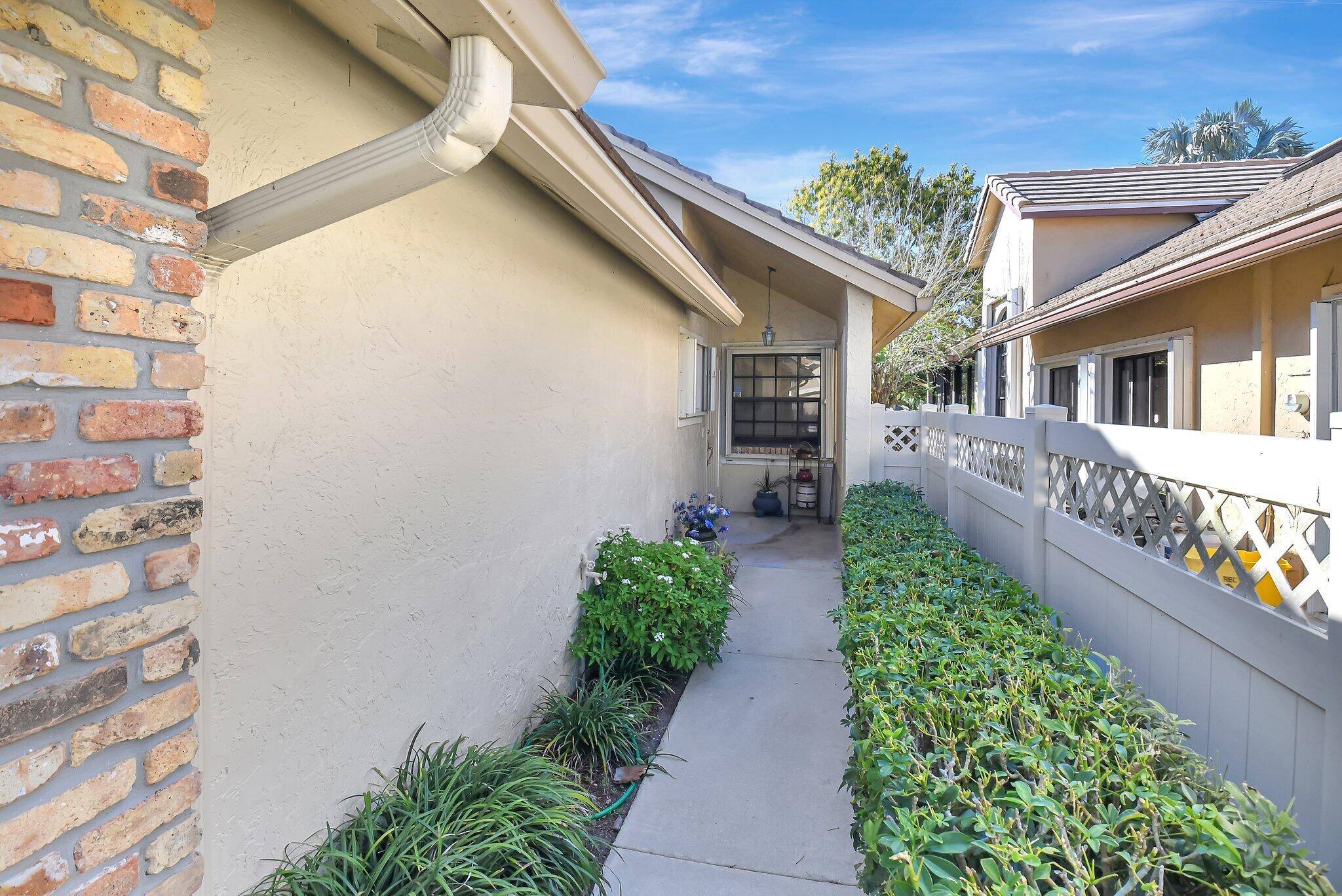 Boynton Beach, FL 33472,6964 Bitterbush PL