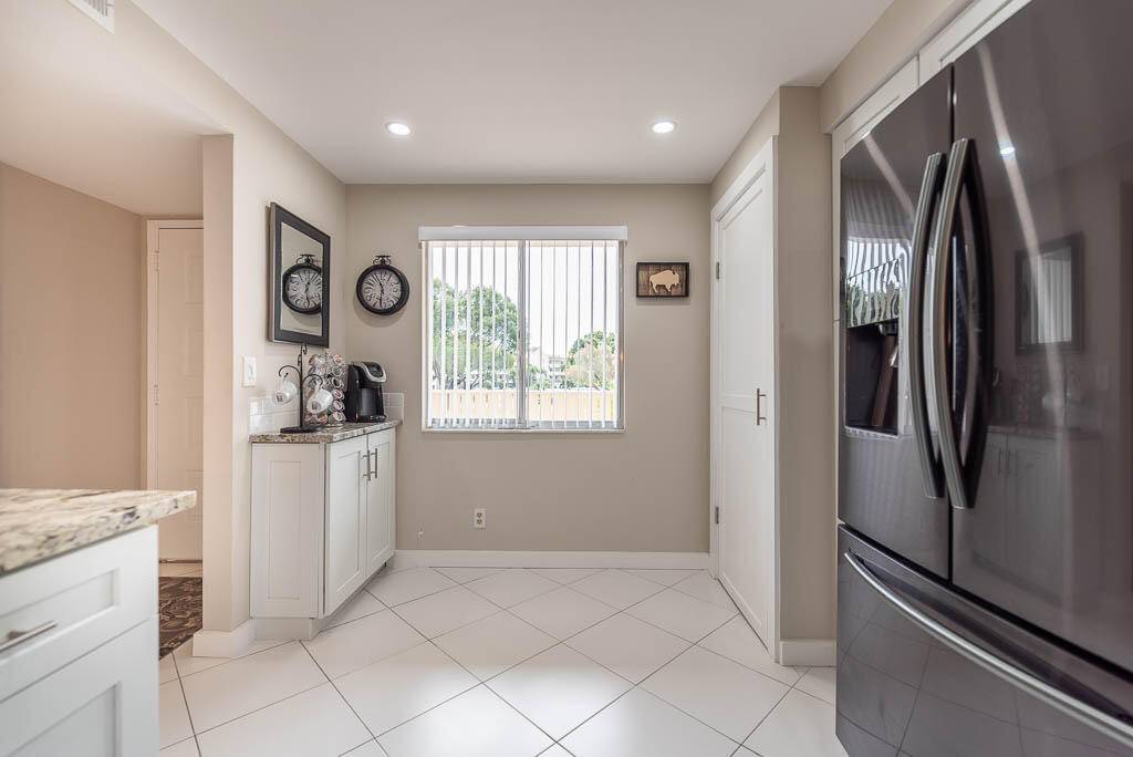 Delray Beach, FL 33446,7185 Huntington LN 202