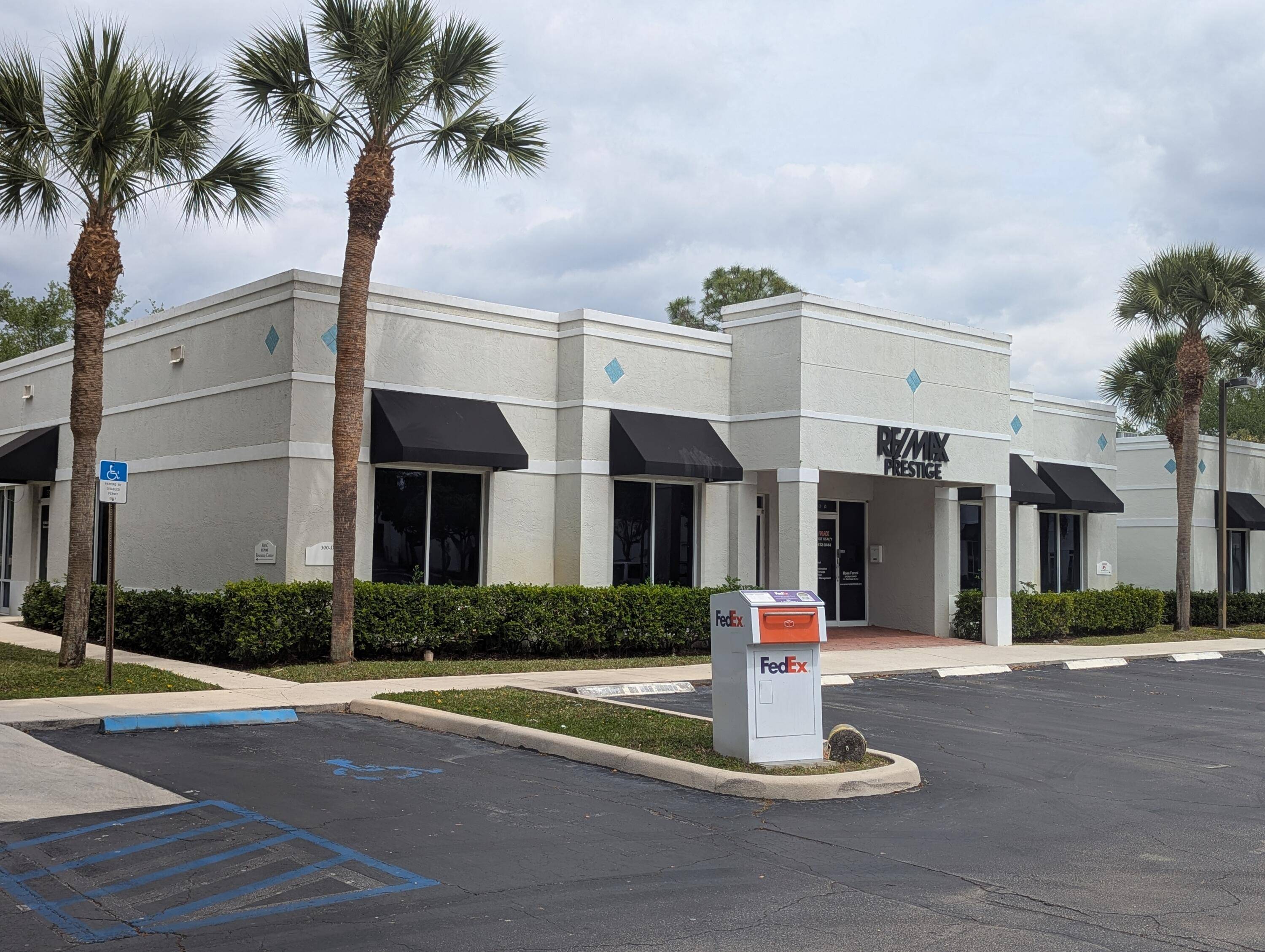Royal Palm Beach, FL 33411,1402 Royal Palm Beach BLVD 300