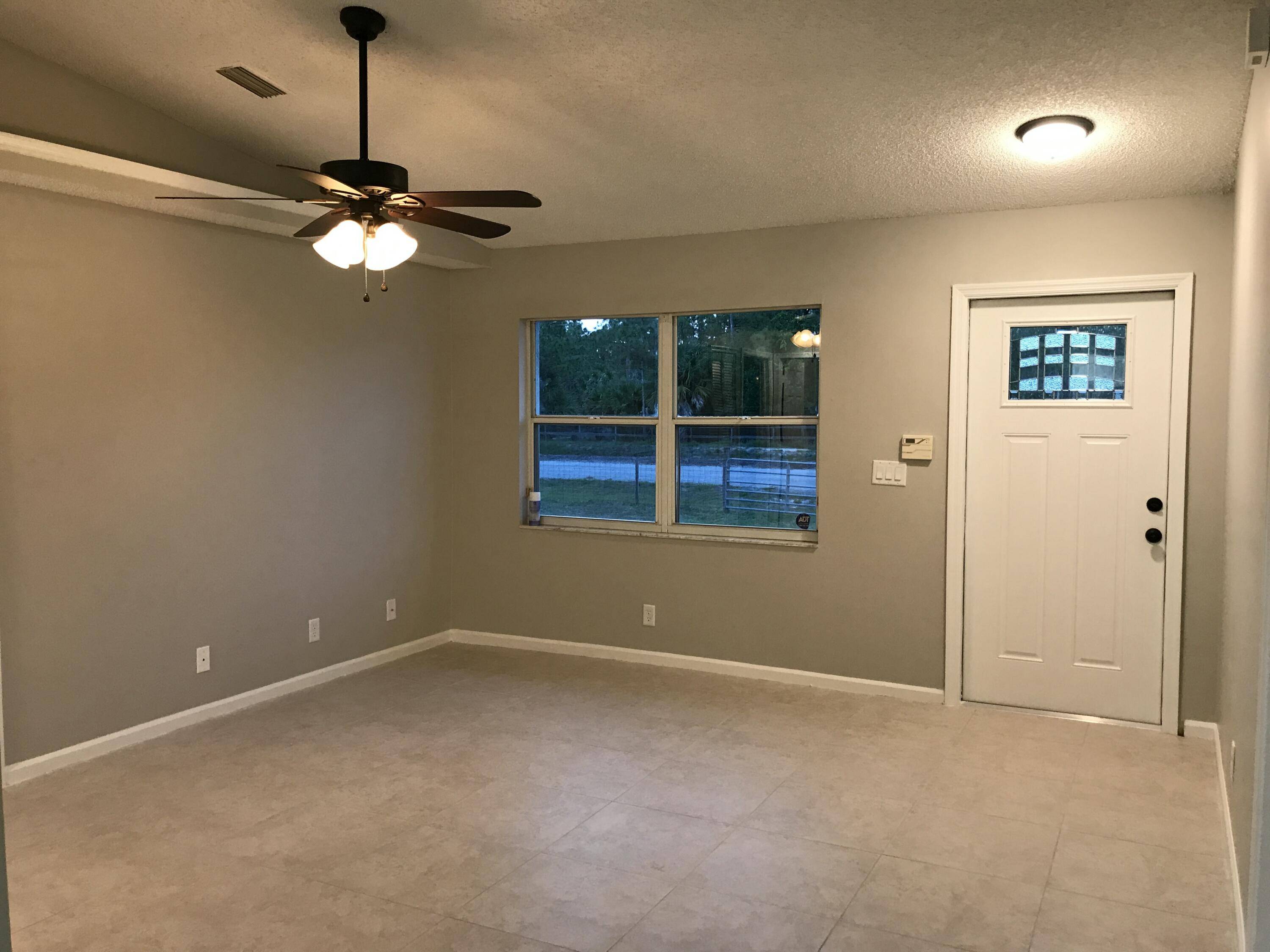 West Palm Beach, FL 33412,13304 N 62nd CT