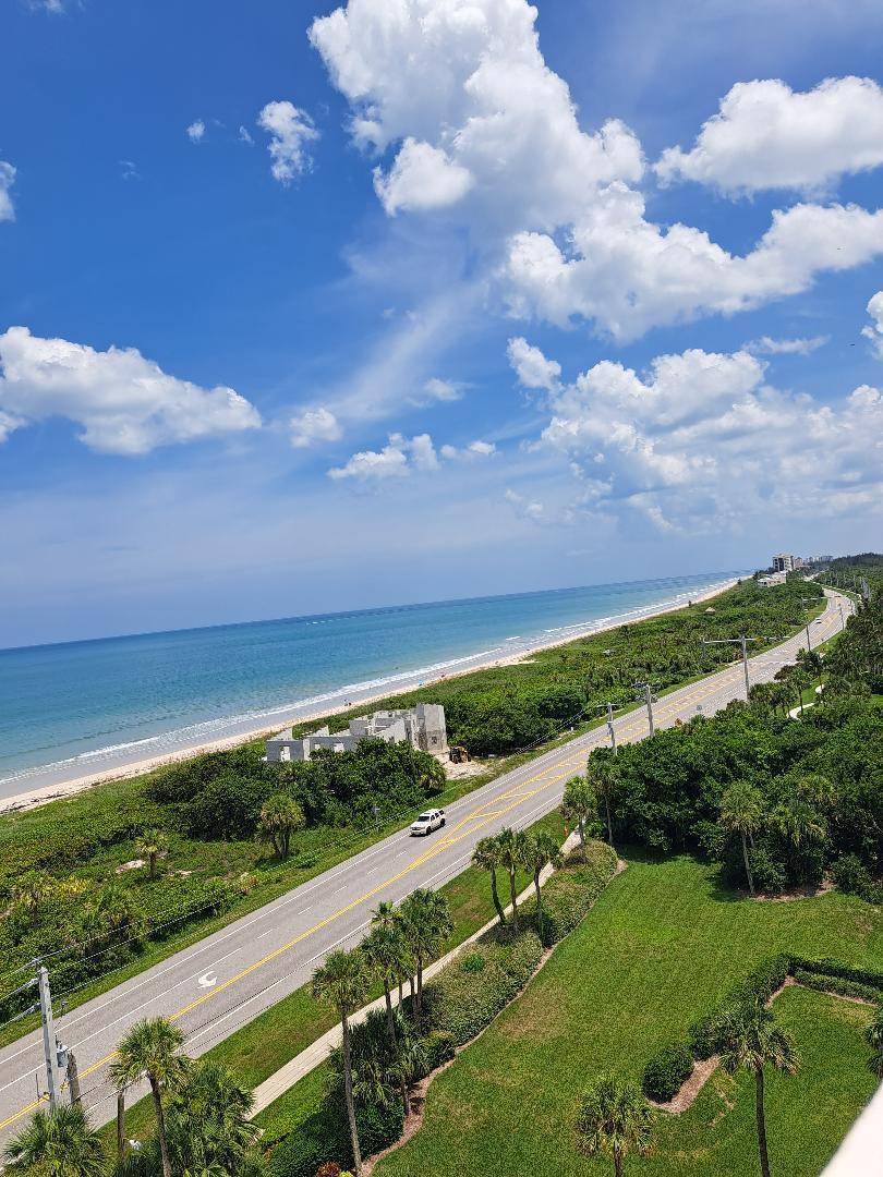 Hutchinson Island, FL 34949,5055 N Highway A1a 202