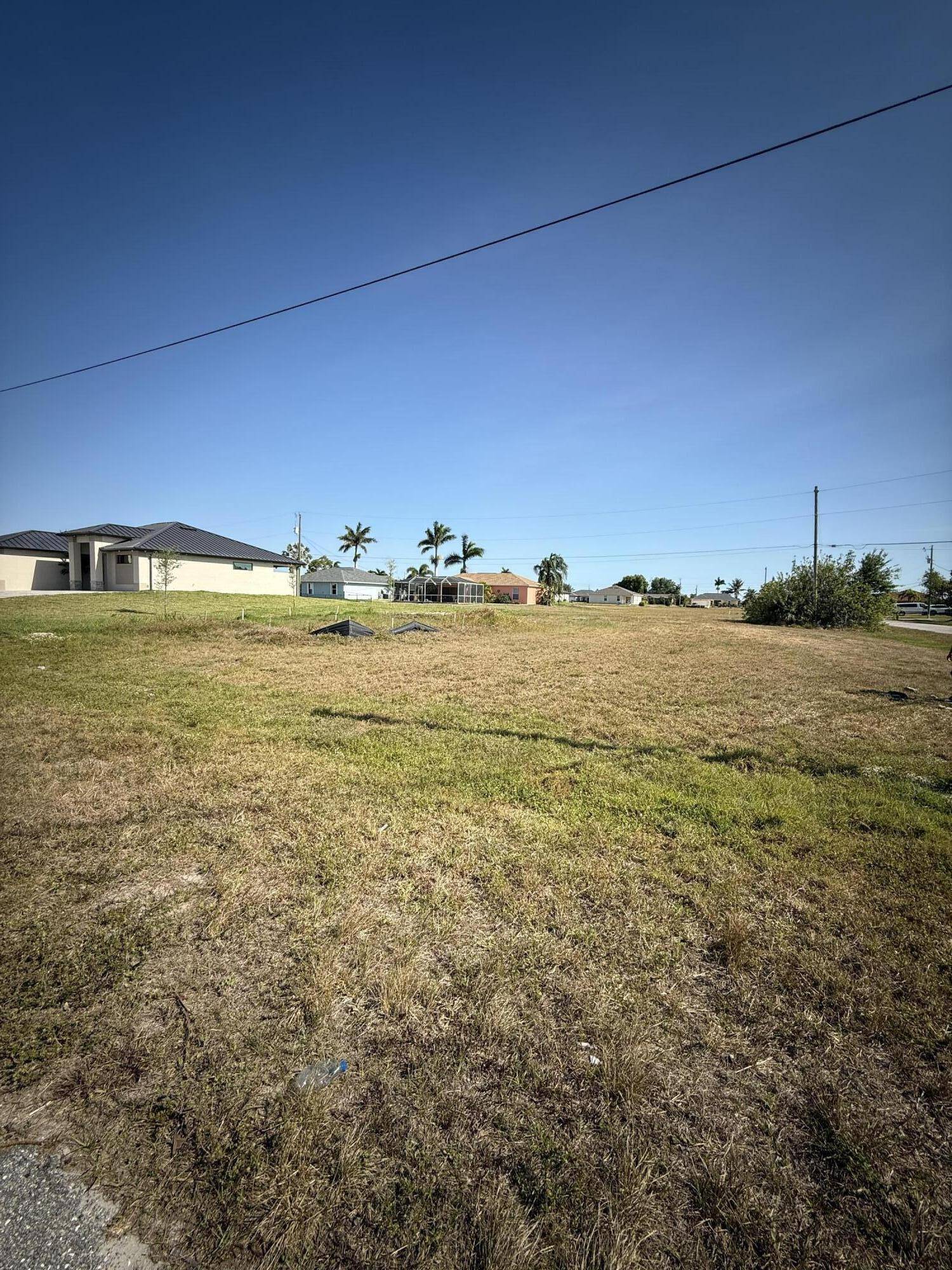 Cape Coral, FL 33993,228 NW 11th TER