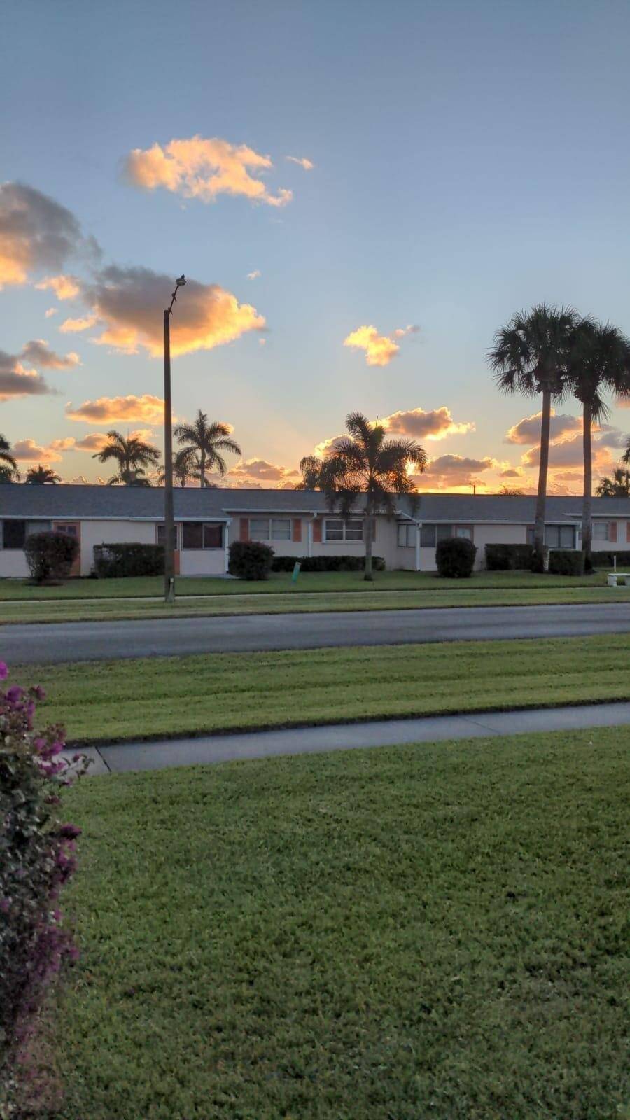 West Palm Beach, FL 33415,2739 W Dudley DR C