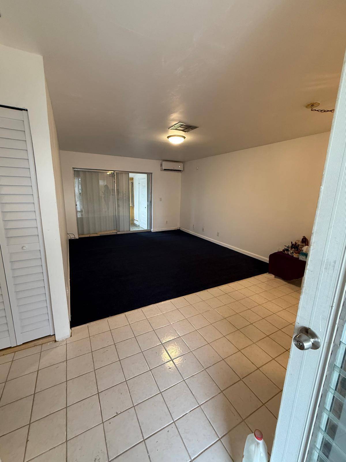 West Palm Beach, FL 33415,2739 W Dudley DR C