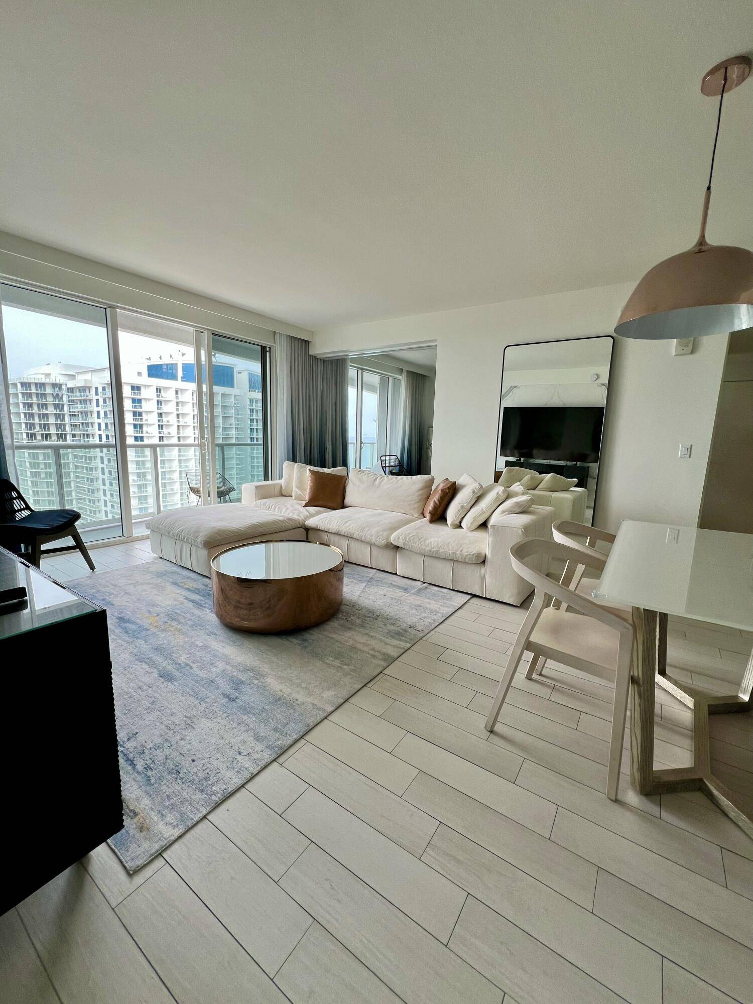 Fort Lauderdale, FL 33304,3101 Bayshore DR #2106