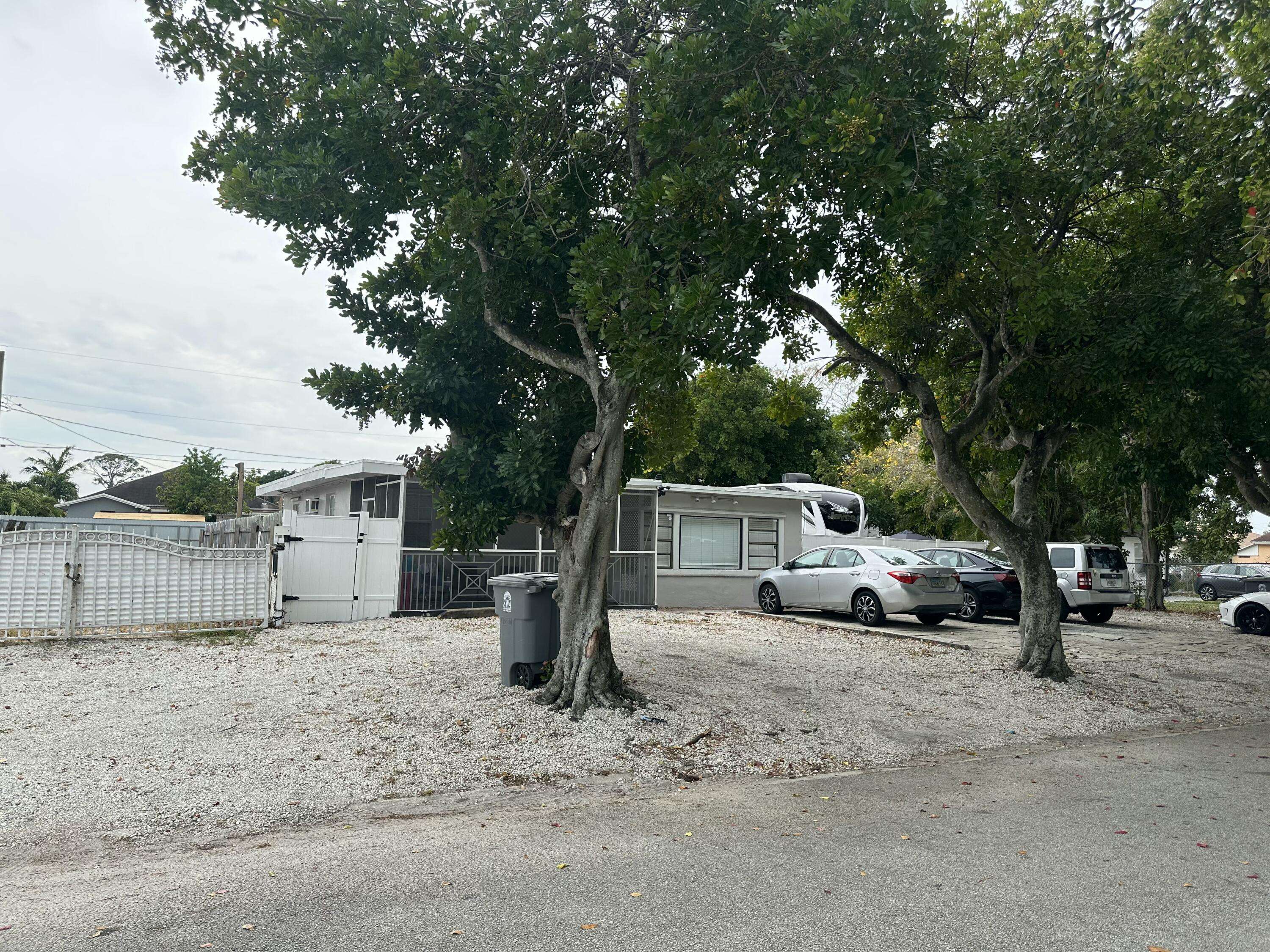 West Palm Beach, FL 33406,4158 Faith ST