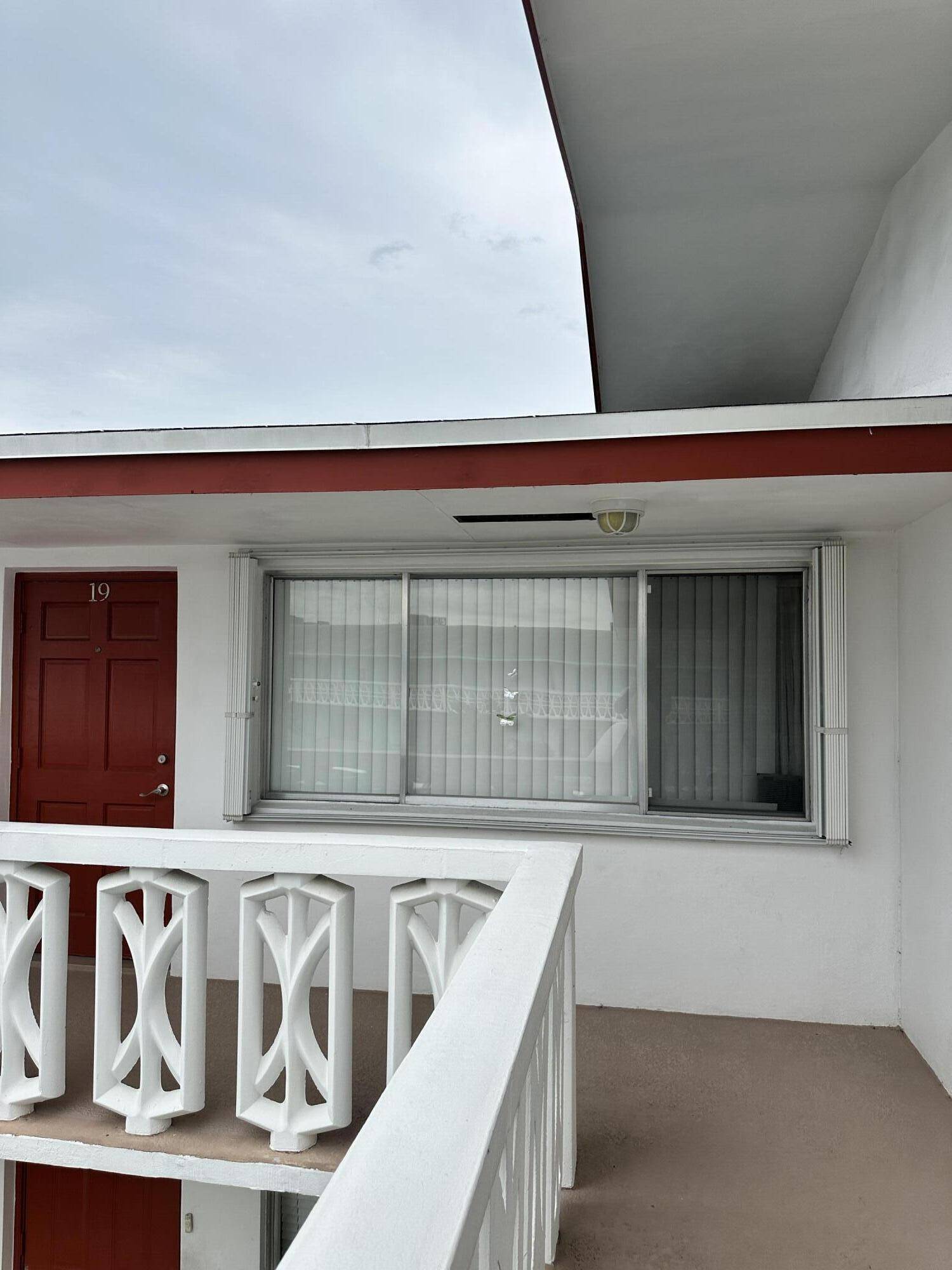 Lake Worth Beach, FL 33461,2020 Lake Osborne DR 19