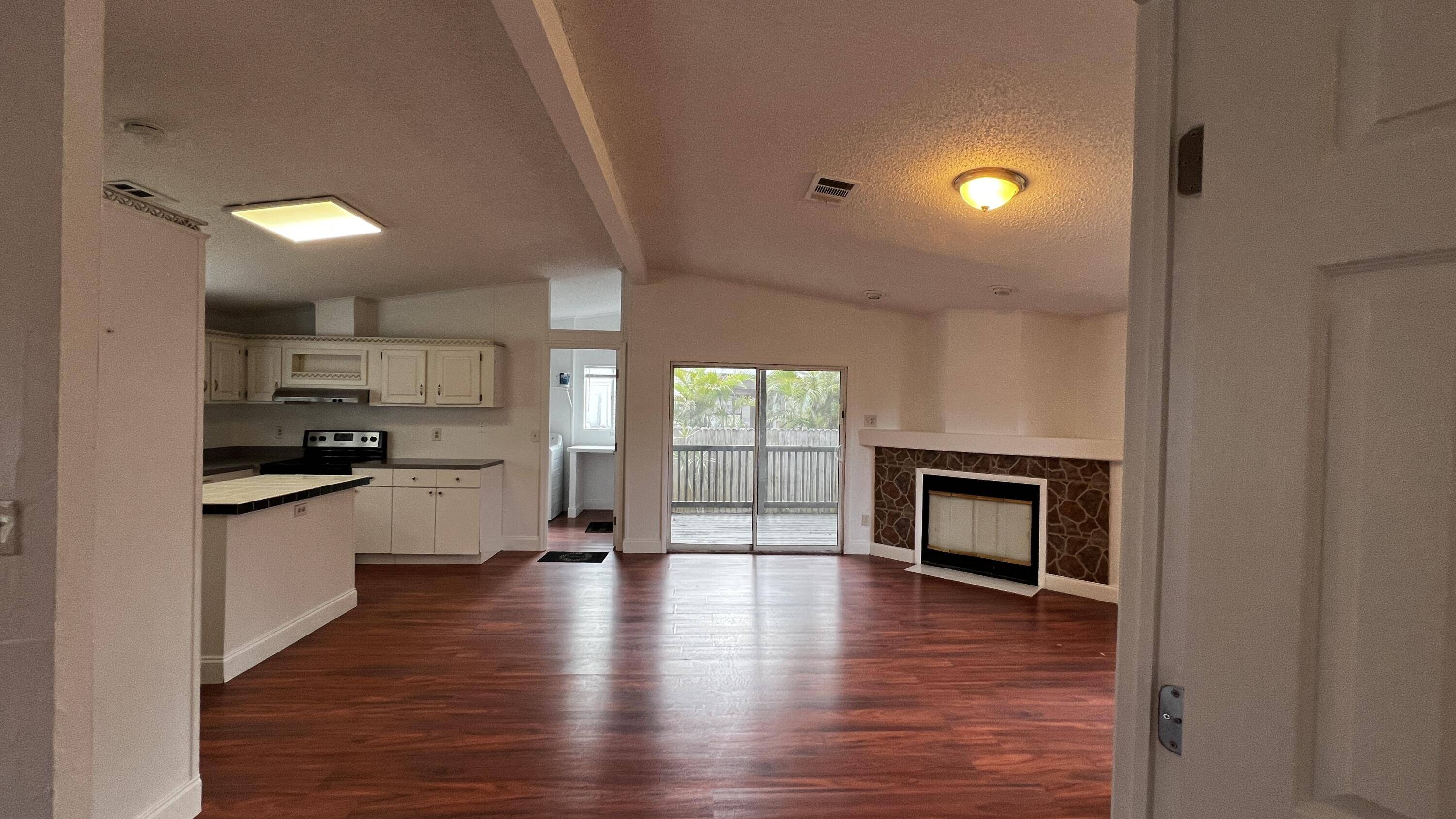 Boca Raton, FL 33428,22850 Cascade RD