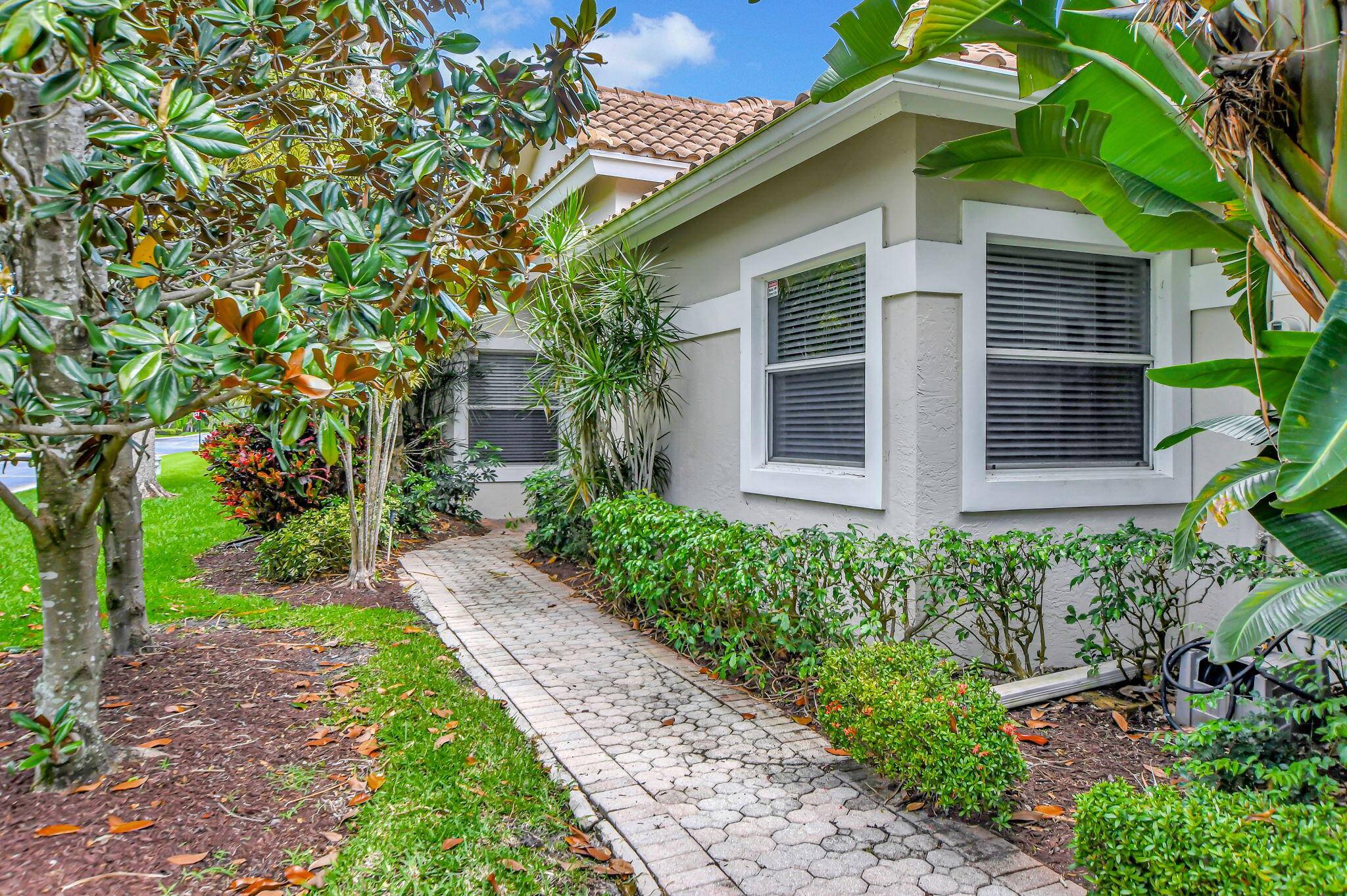 Boca Raton, FL 33496,6694 NW 26th WAY