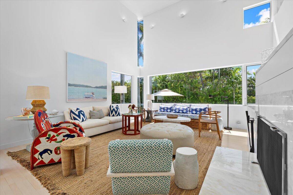 Palm Beach, FL 33480,1600 N Ocean BLVD