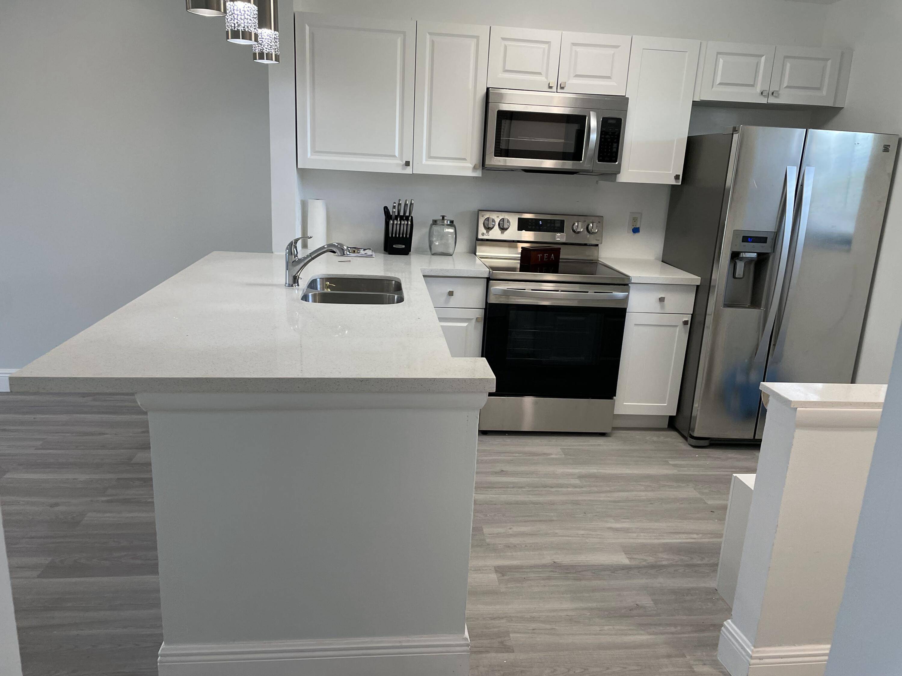 Lake Worth, FL 33467,7101 Golf Colony CT 203