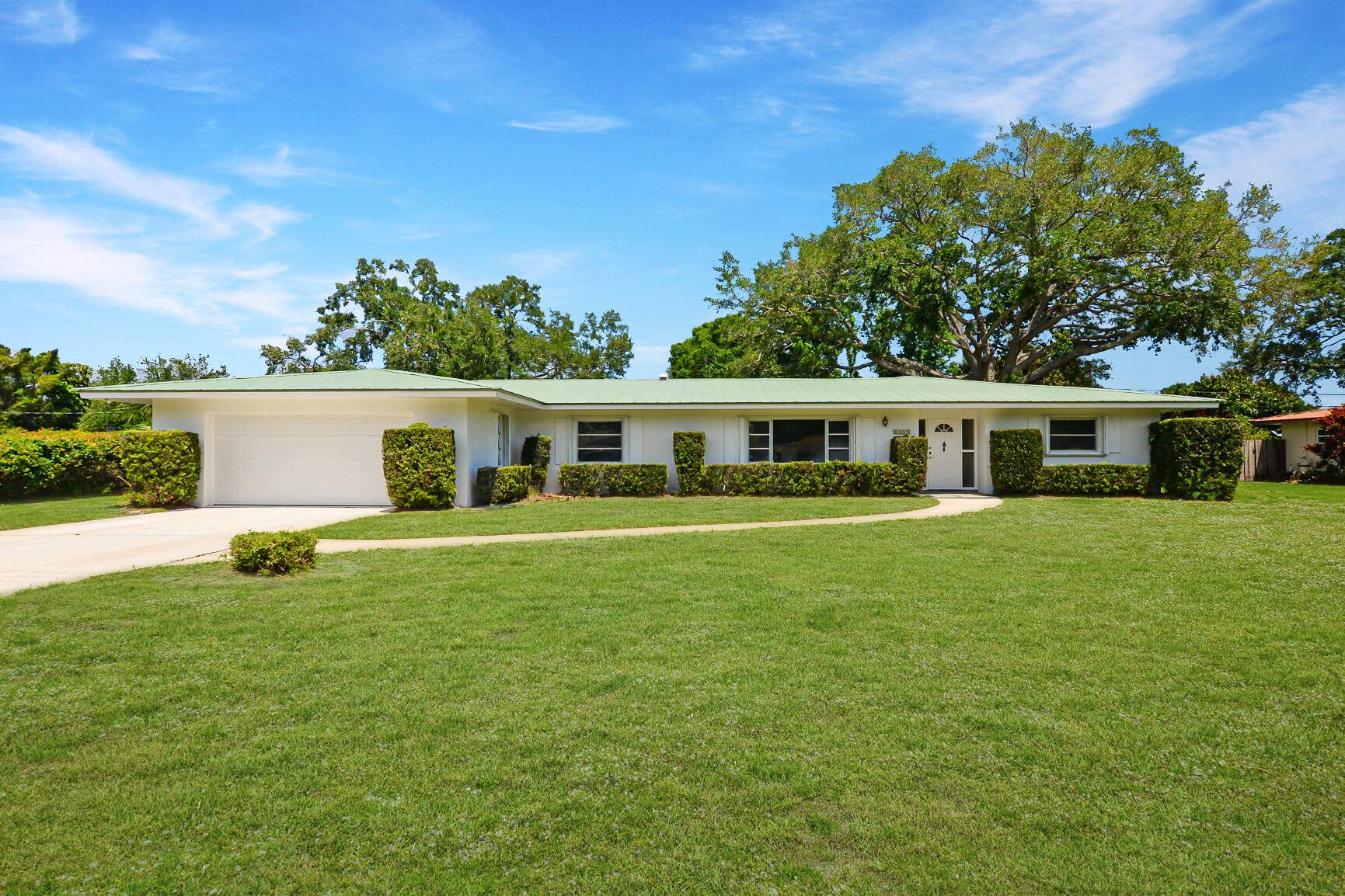Fort Pierce, FL 34982,1034 Grandview BLVD