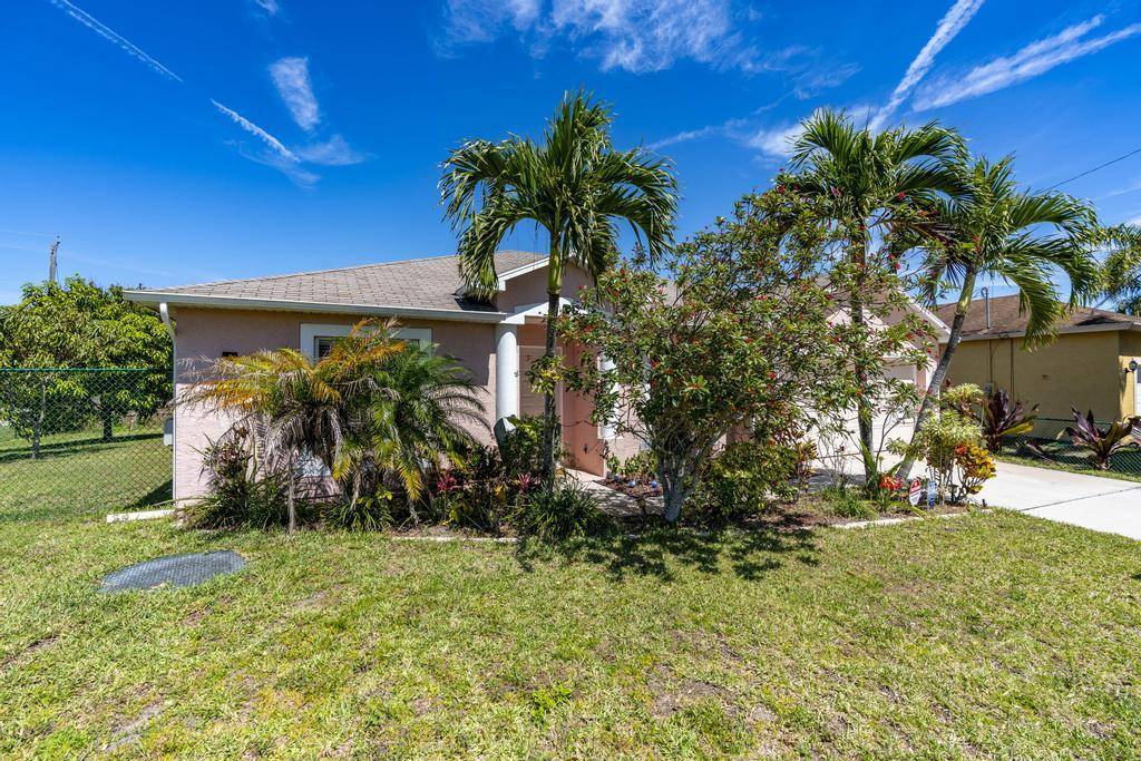 Port Saint Lucie, FL 34953,435 SW Ridgecrest DR