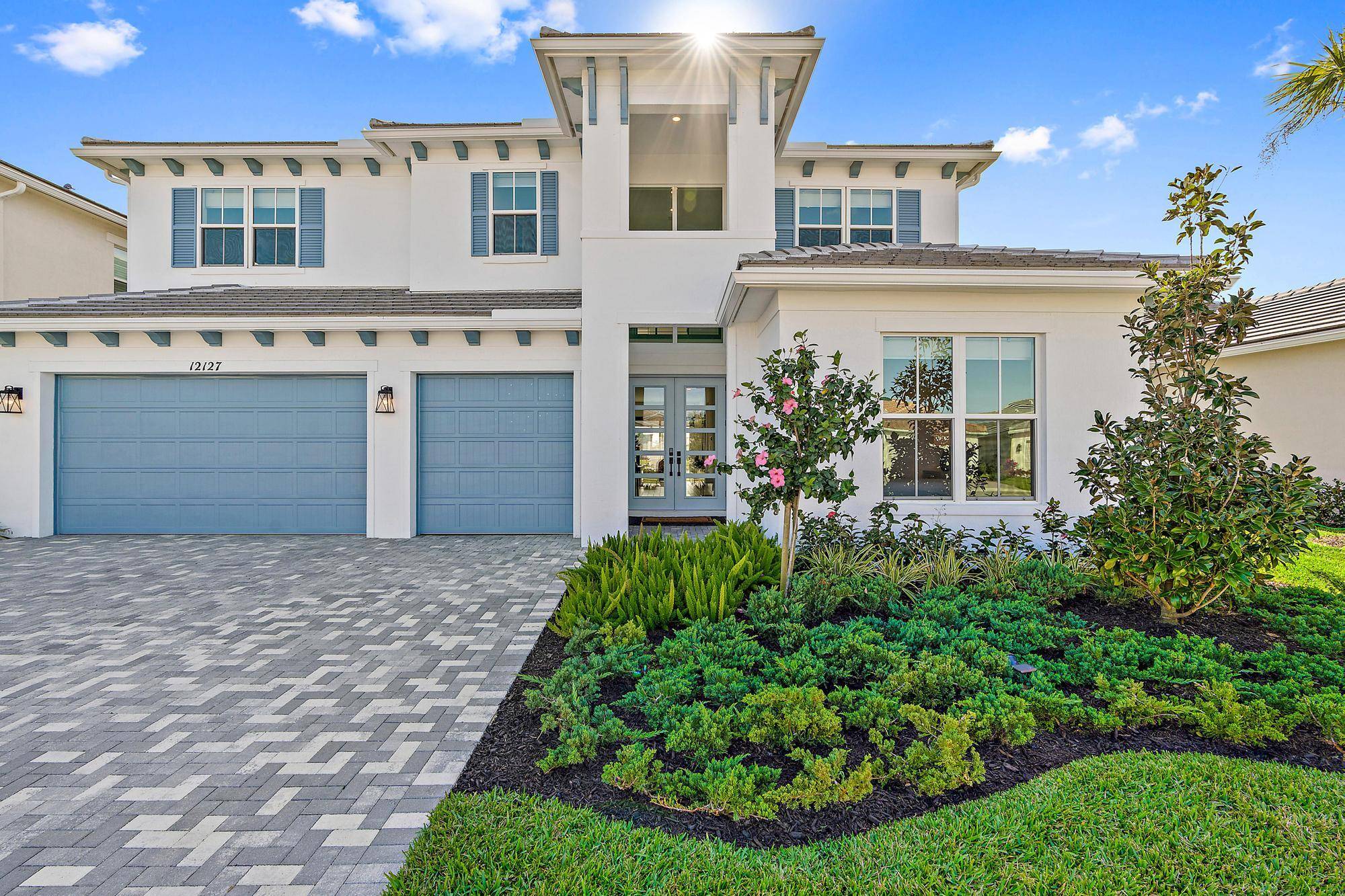 Palm Beach Gardens, FL 33412,12127 Waterstone CIR