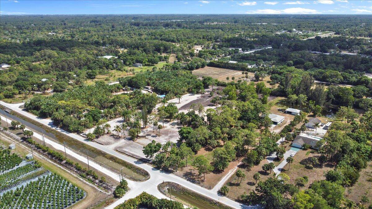 Loxahatchee Groves, FL 33470,15590 North RD