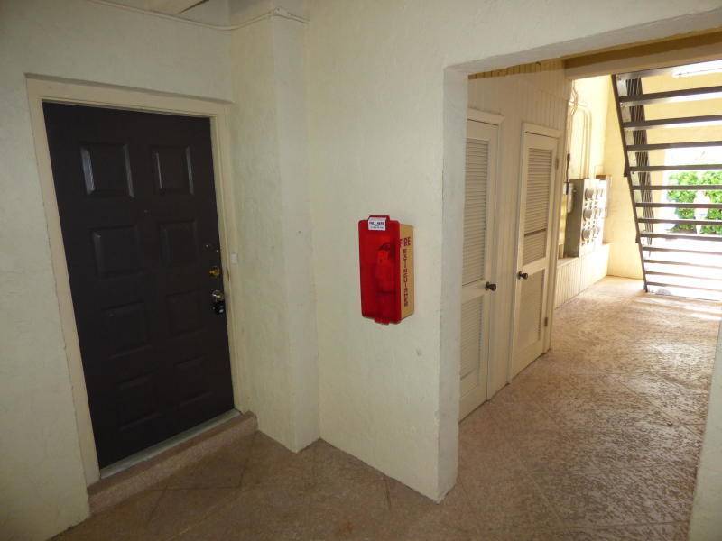 Jupiter, FL 33469,150 Pineview RD E3