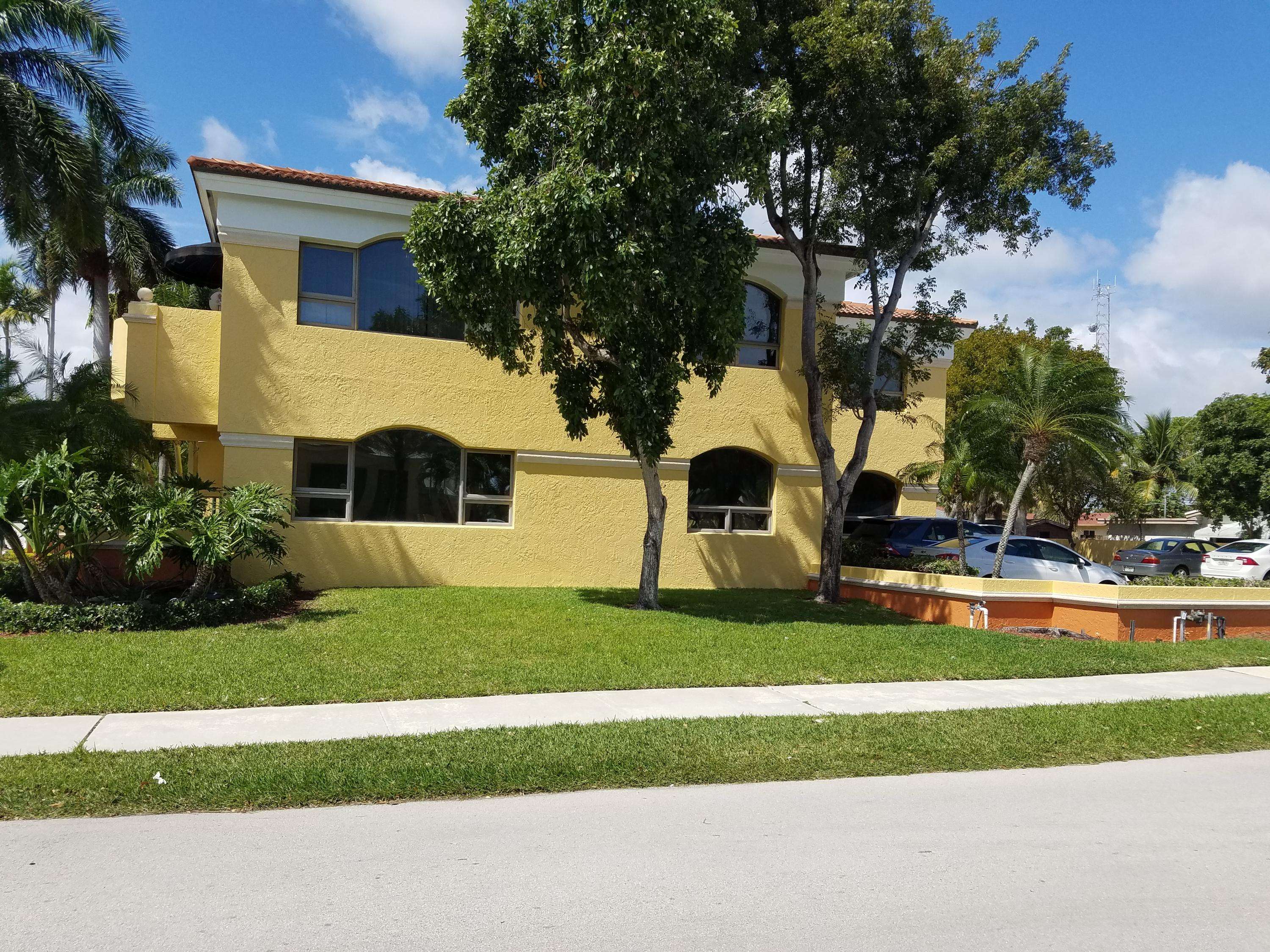 Deerfield Beach, FL 33441,461 E Hillsboro BLVD 100-5